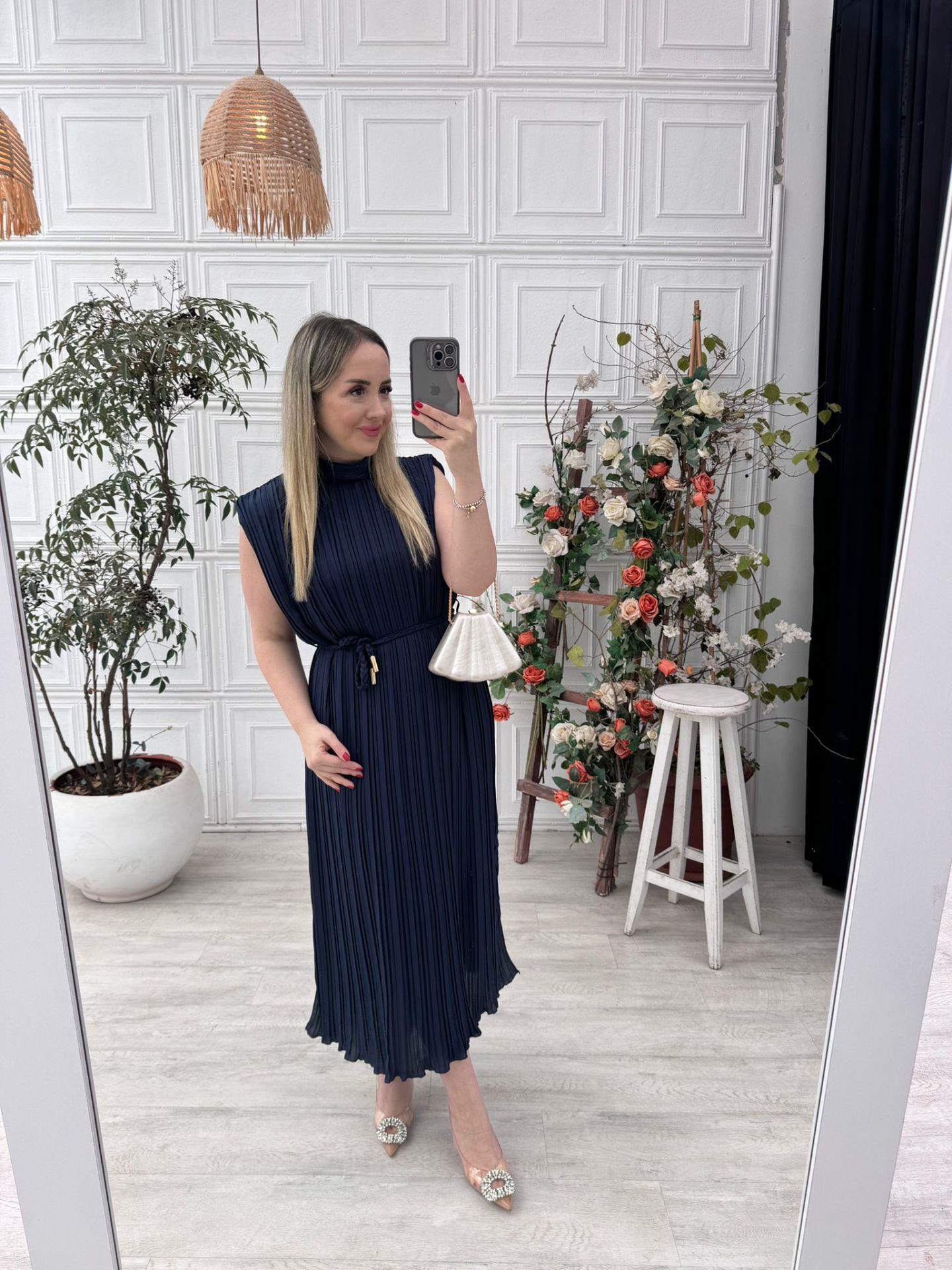 LİNA PİLİSE ÖRGÜ KEMERLİ ELBİSE LACİVERT