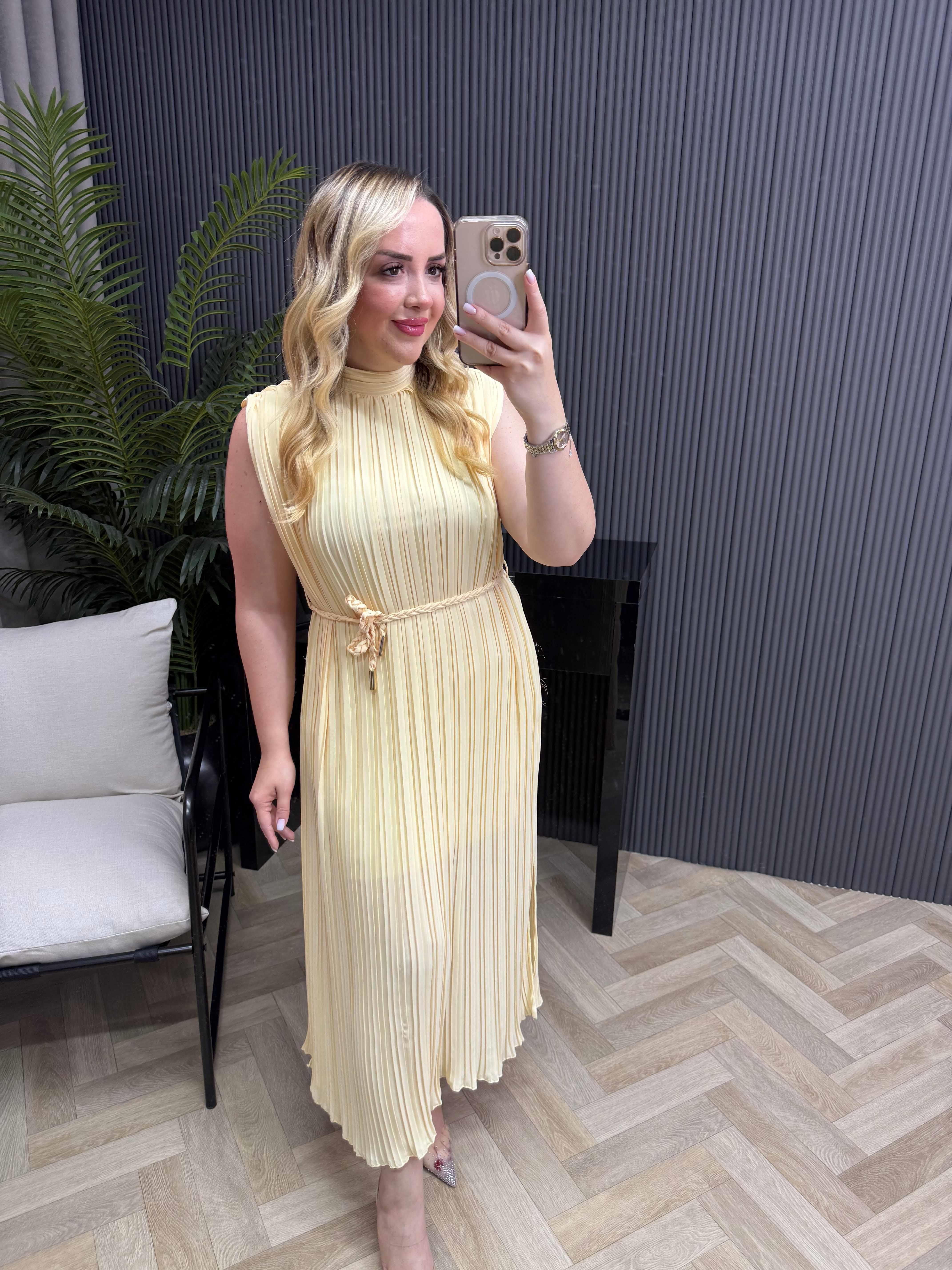 Lina Pilise Örgü Kemerli Elbise Sarı