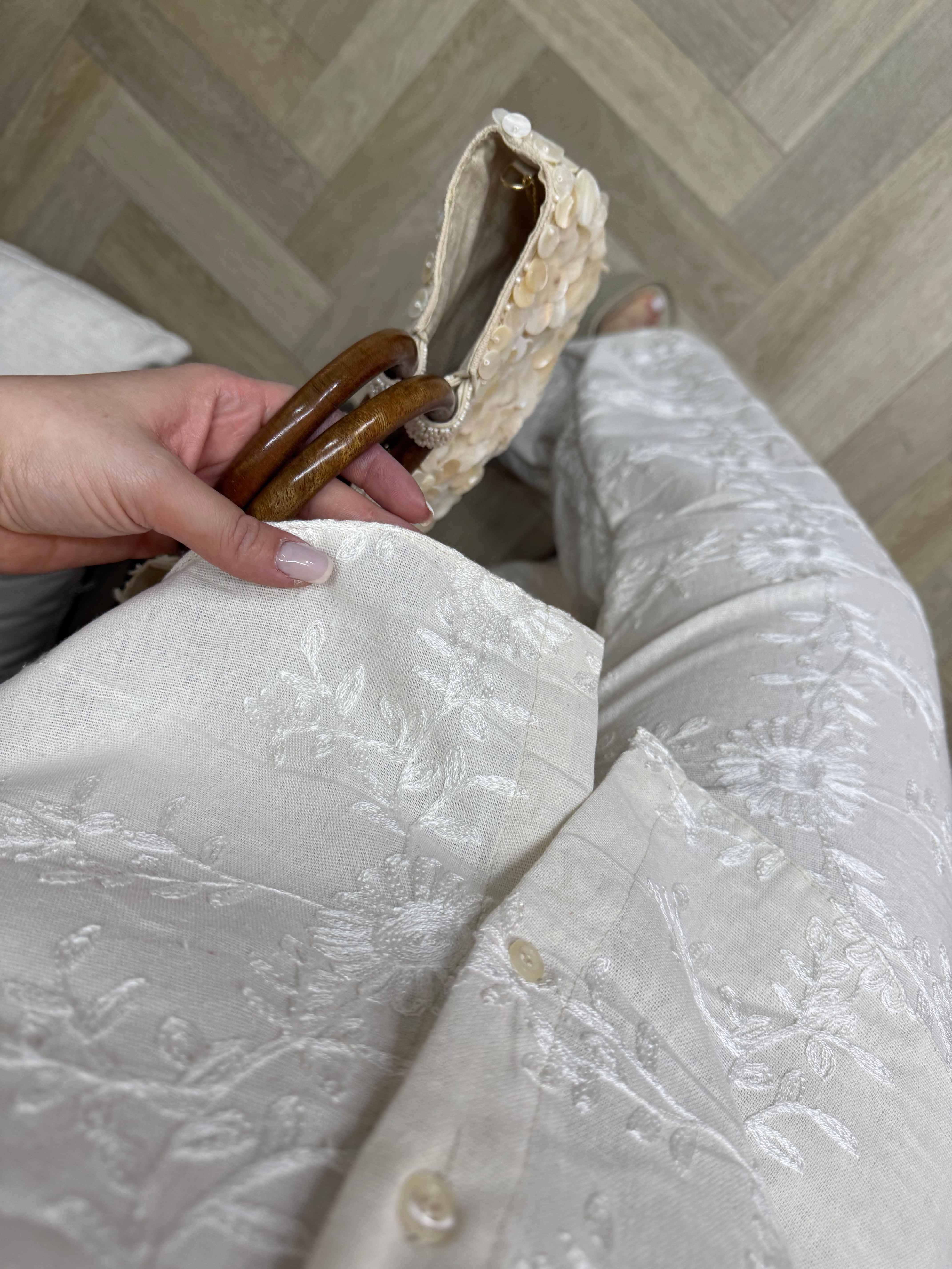 Linda Nakış İşlemeli Premium Keten Takım