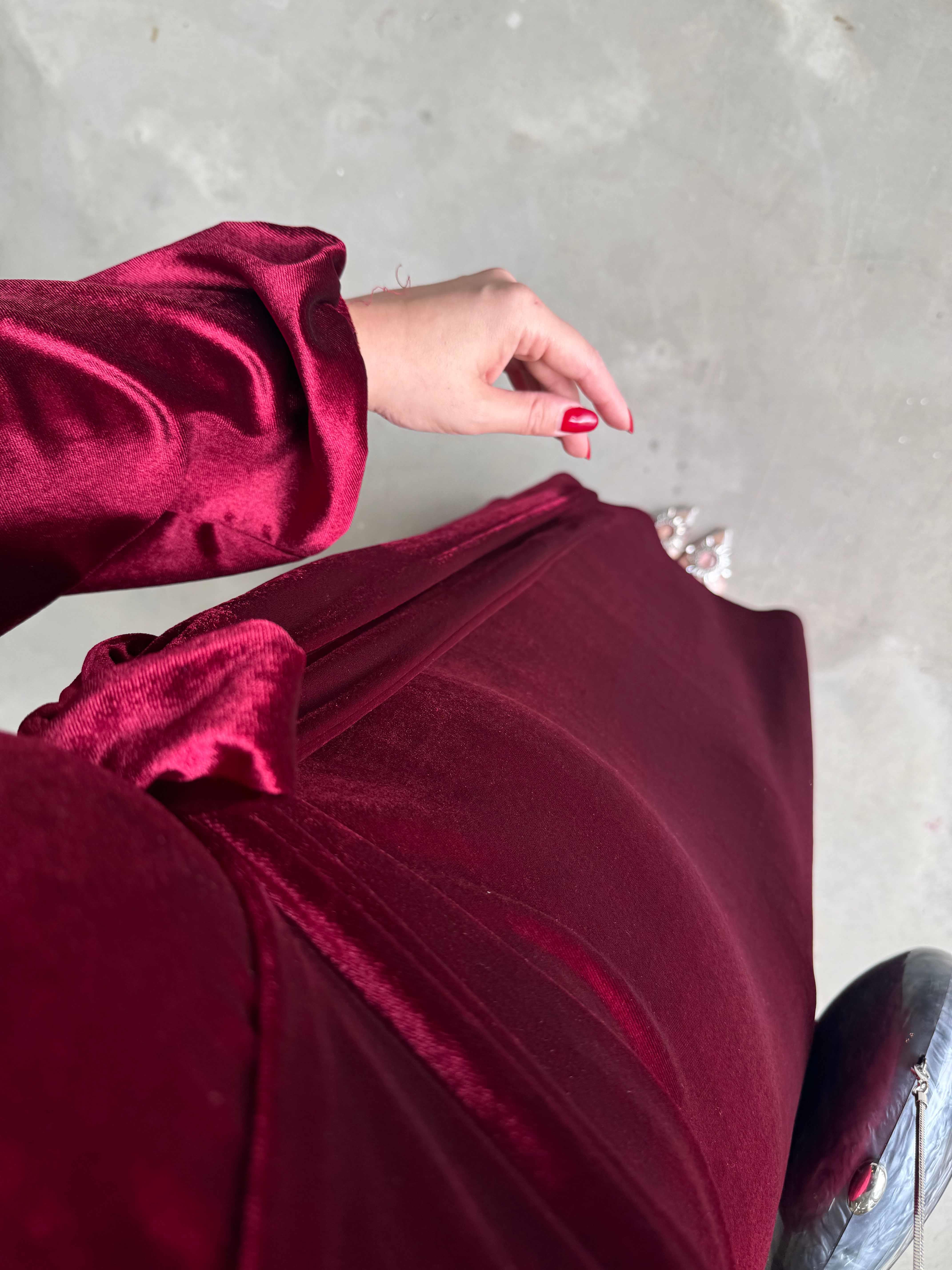 MERLİN TASARIM KADİFE ELBİSE BORDO