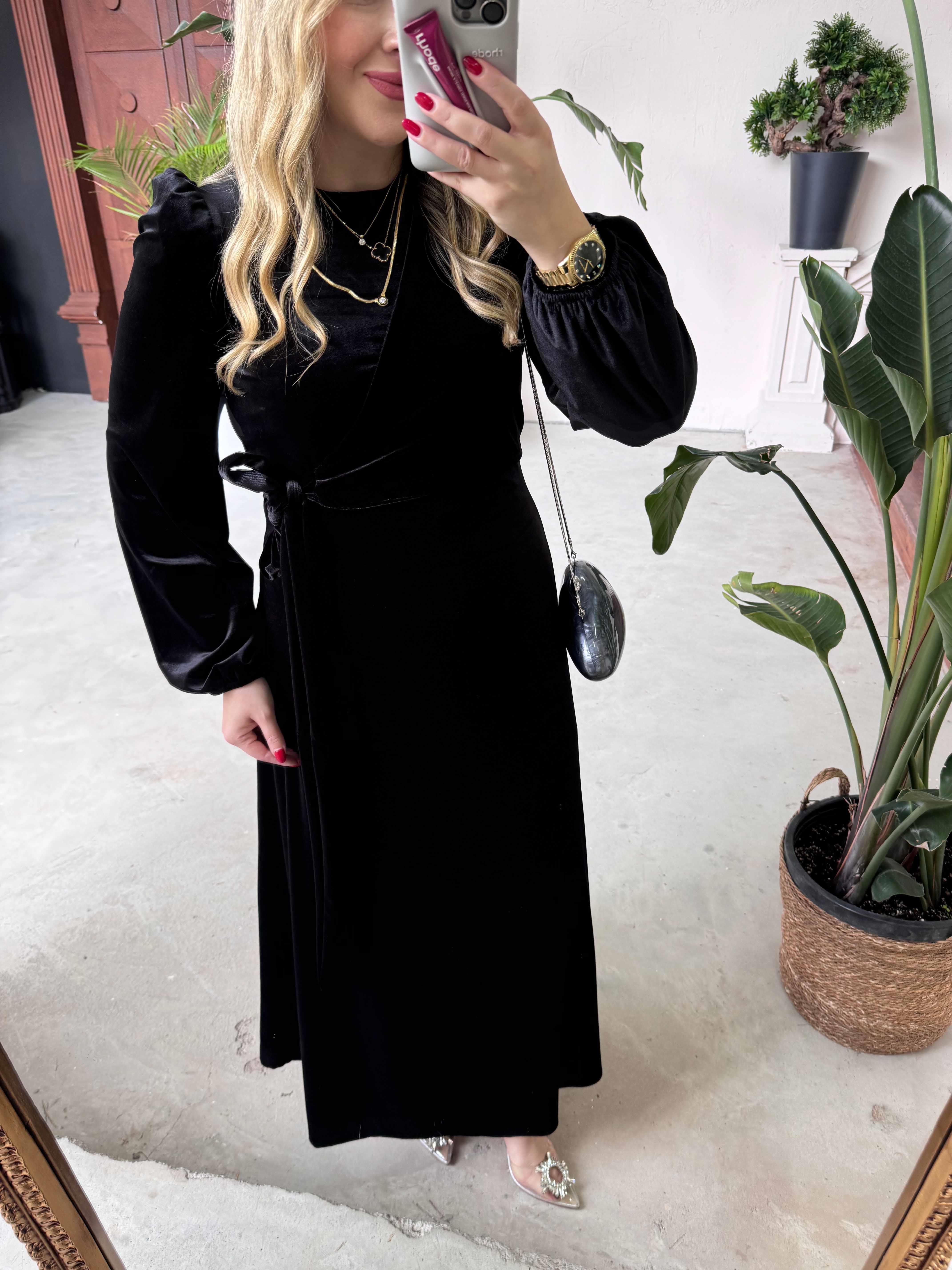 MERLİN TASARIM KADİFE ELBİSE SİYAH