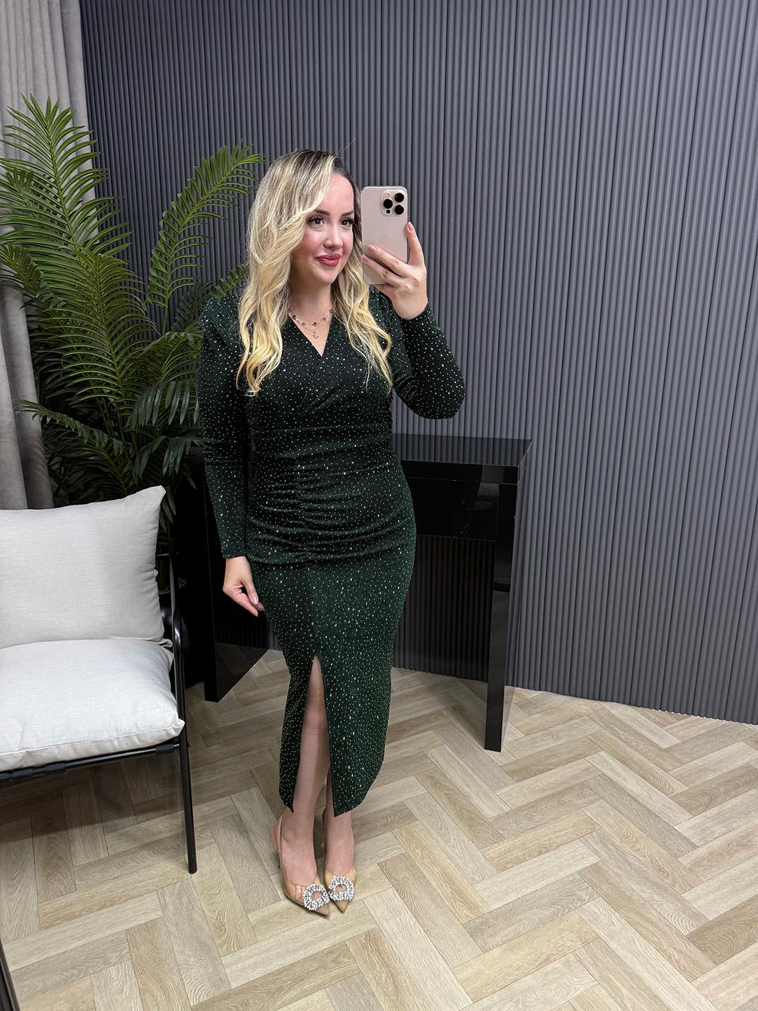 Milly Vatkalı Drapeli Özel Kumaş Taşlı Elbise Zümrüt