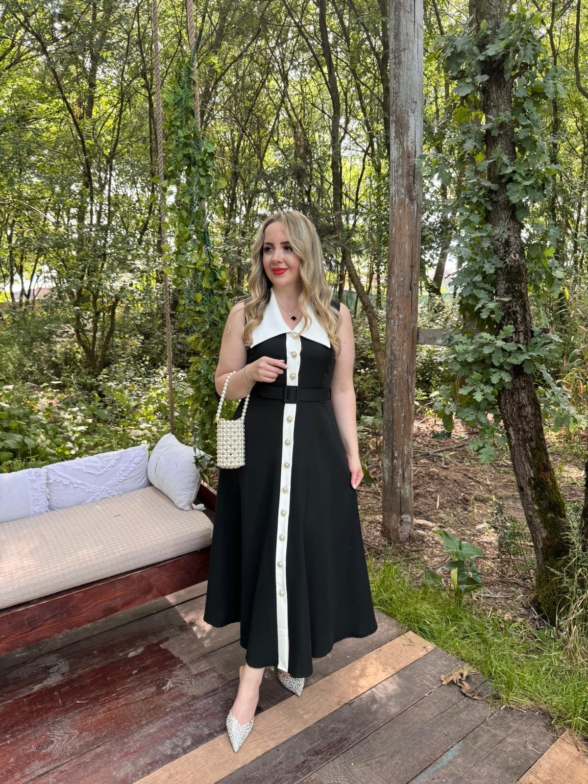 MİRA İNCİ DÜĞMELİ TASARIM ELBİSE SİYAH BEYAZ