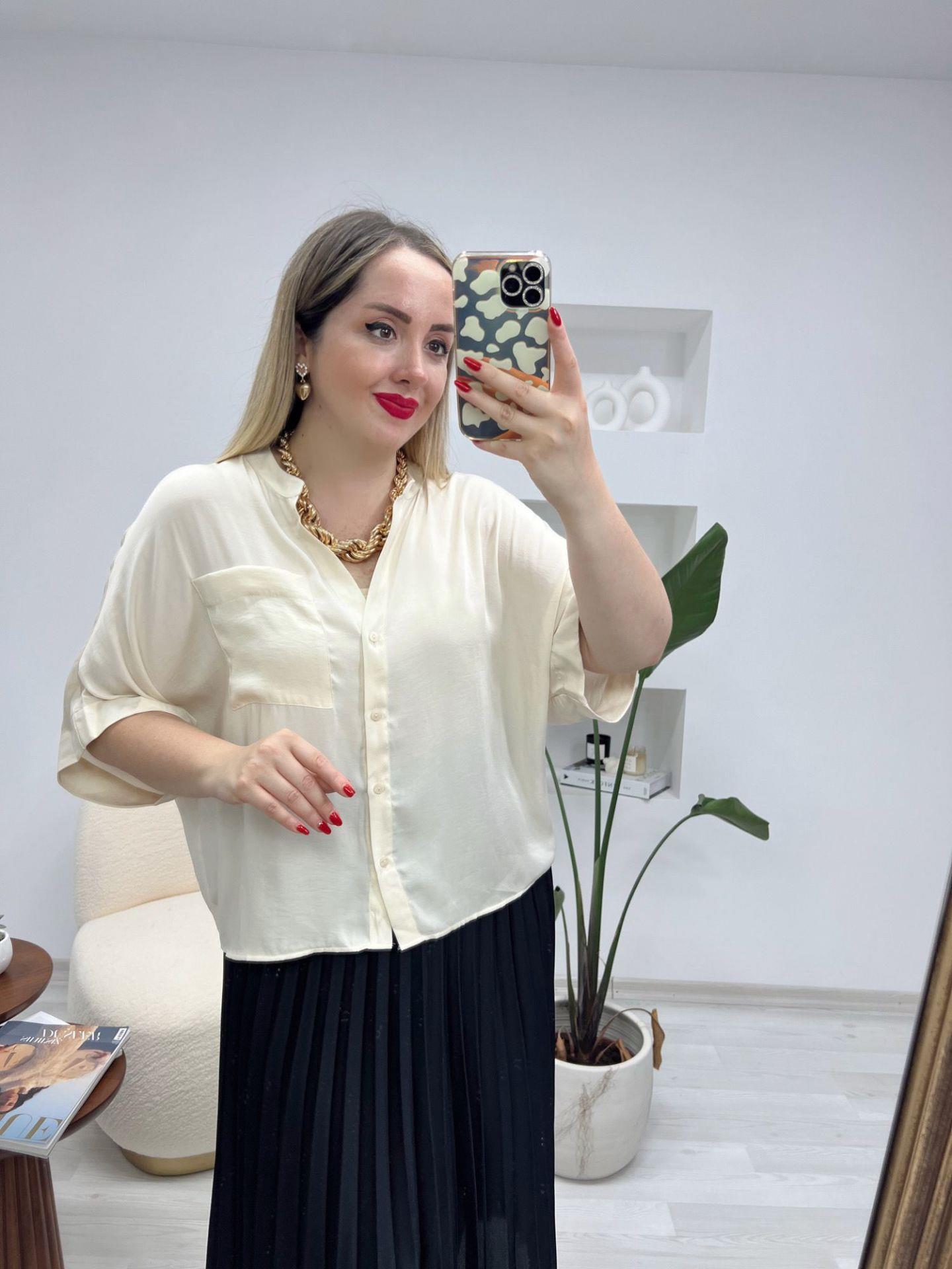 MNG TEK CEPLİ TENSEL EKRU GÖMLEK