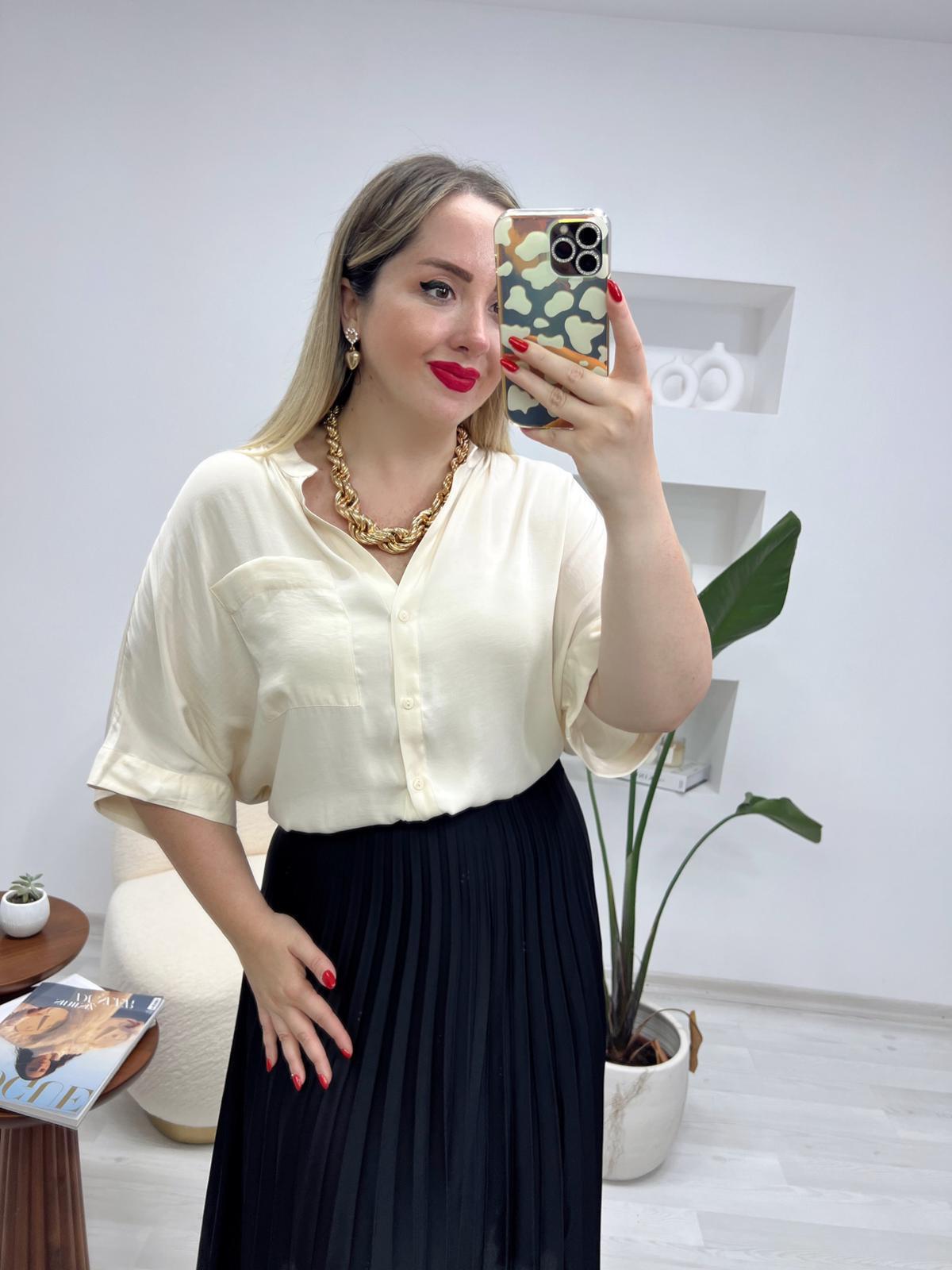 MNG TEK CEPLİ TENSEL EKRU GÖMLEK