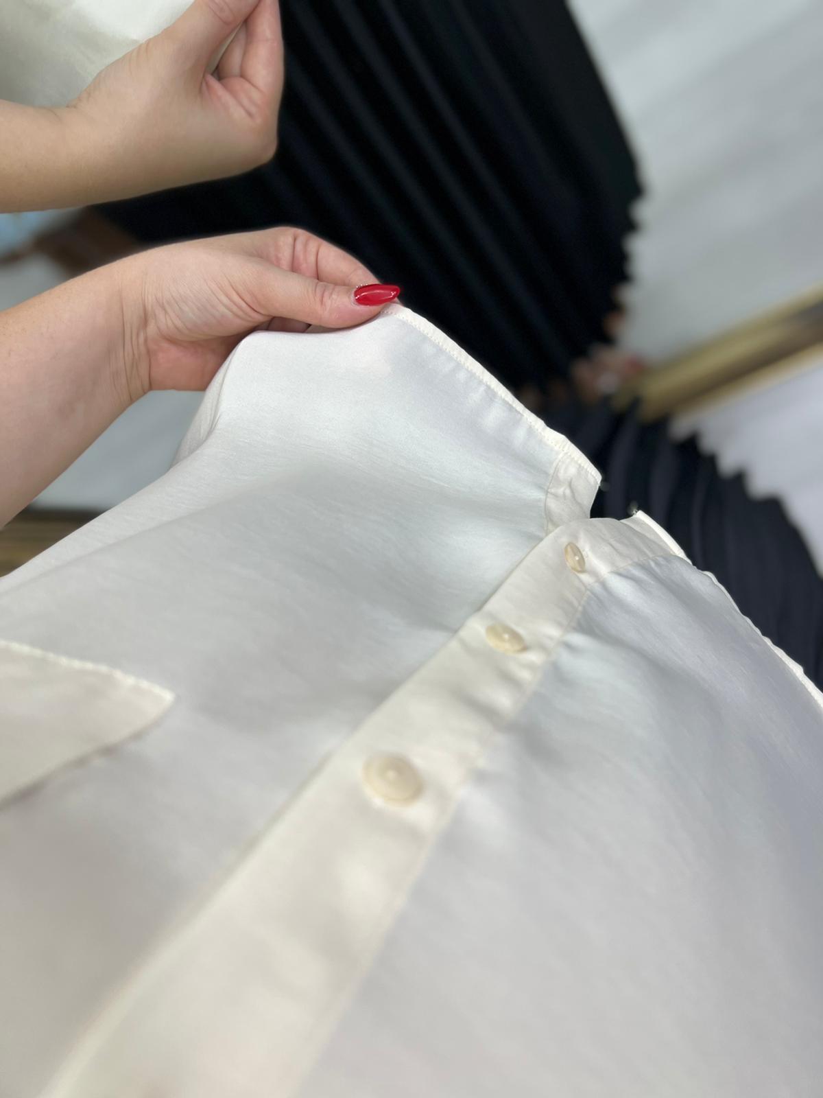 MNG TEK CEPLİ TENSEL EKRU GÖMLEK