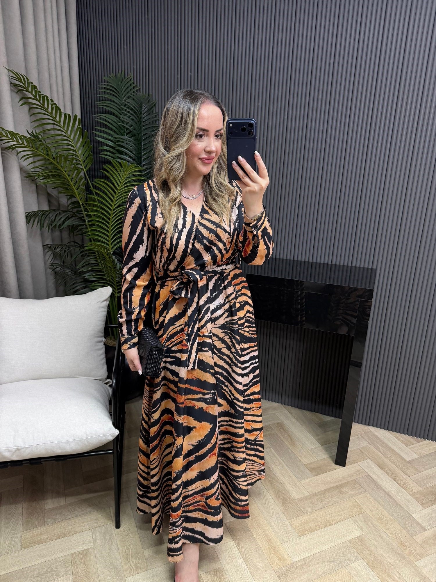 Orj Marka Model Beli Lastıklı Zebra Elbise