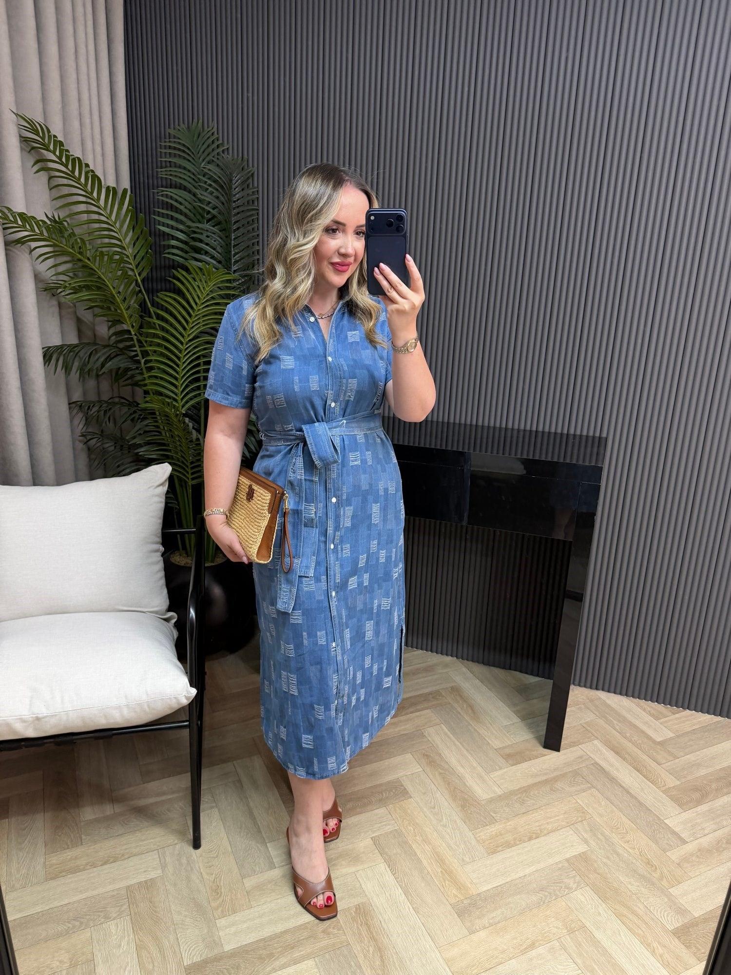 Orj Marka Model Püskül Detaylı Denim Elbise