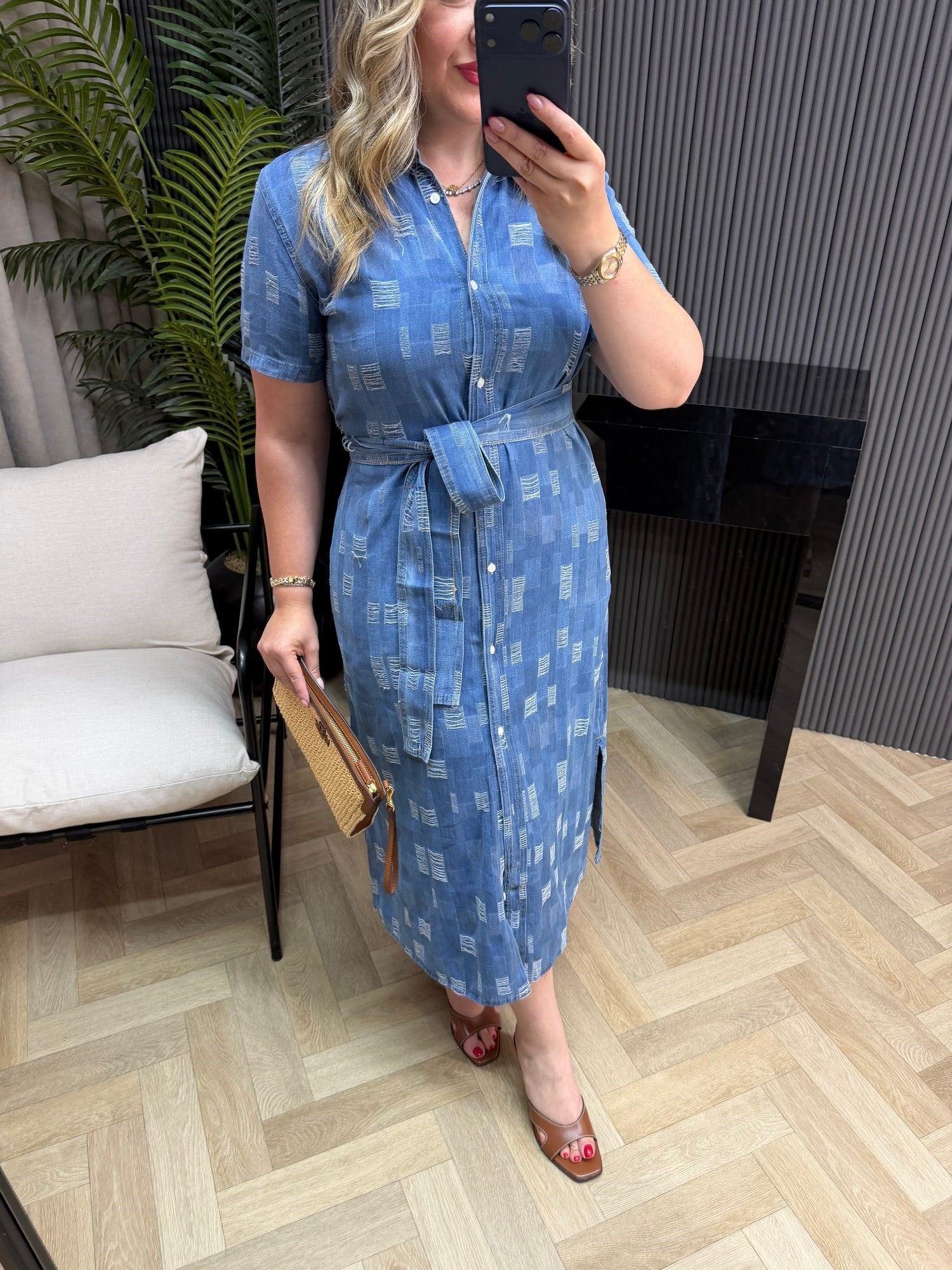 Orj Marka Model Püskül Detaylı Denim Elbise