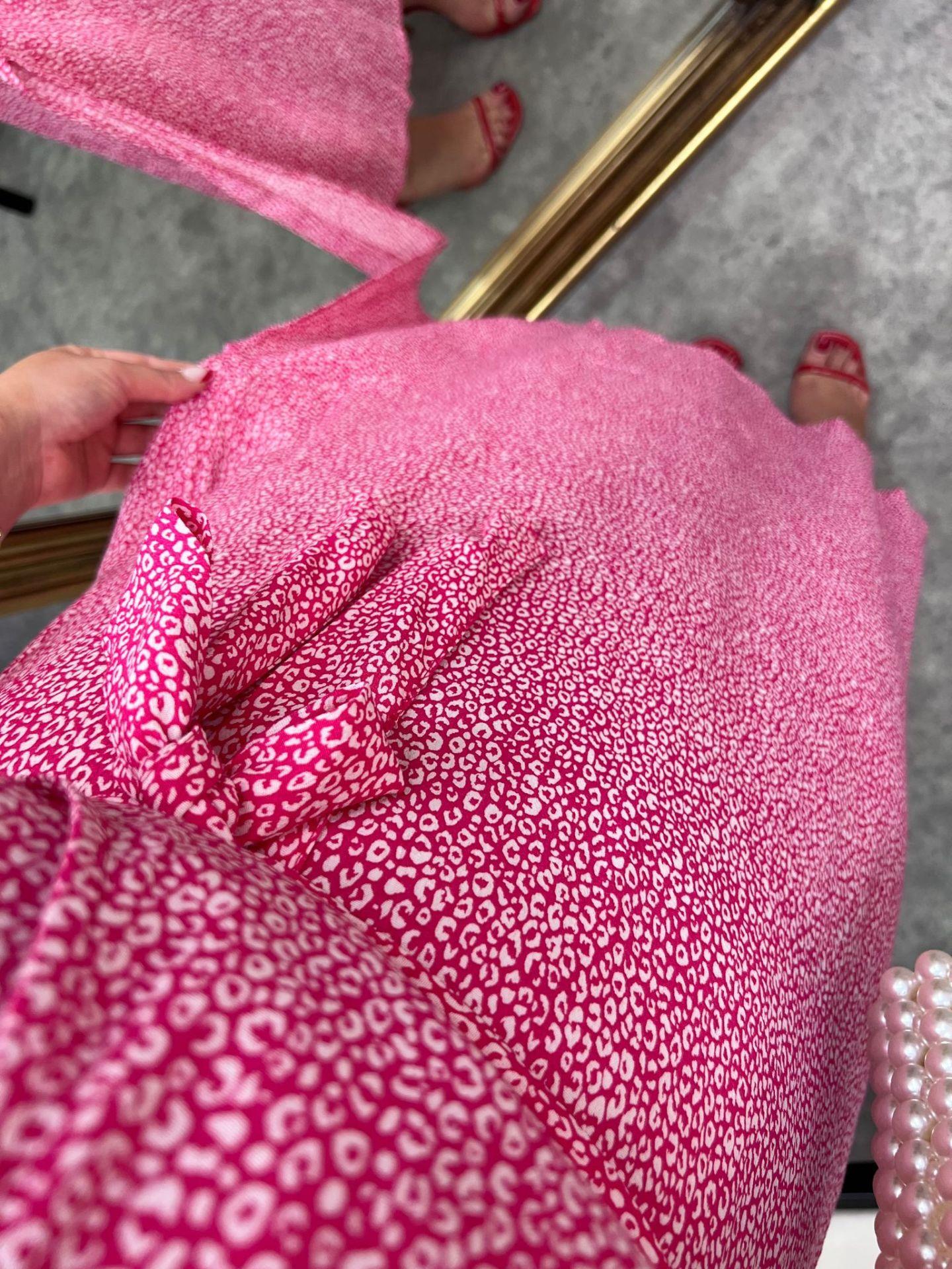 ORJ MARKA PEMBE KUŞAKLI ELBİSE