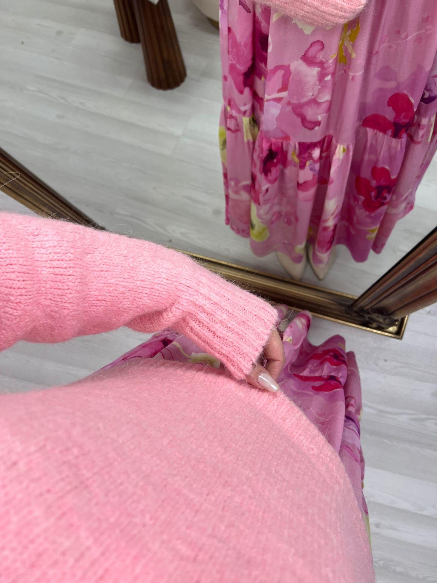 ORJ MARKA ŞEKER PEMBE KAZAK