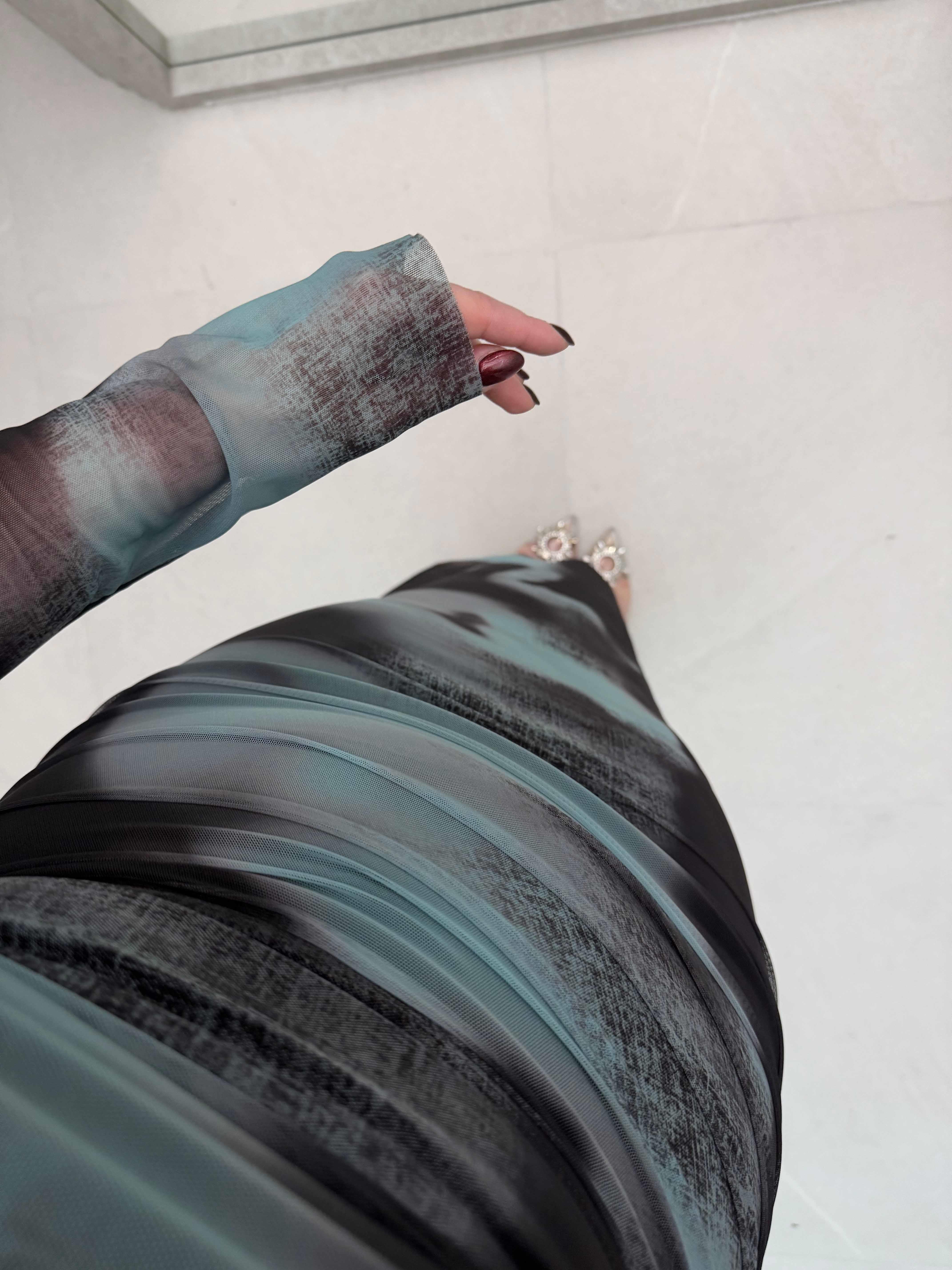 Paris Yaka Düğüm Detaylı Tasarım Tül Elbise