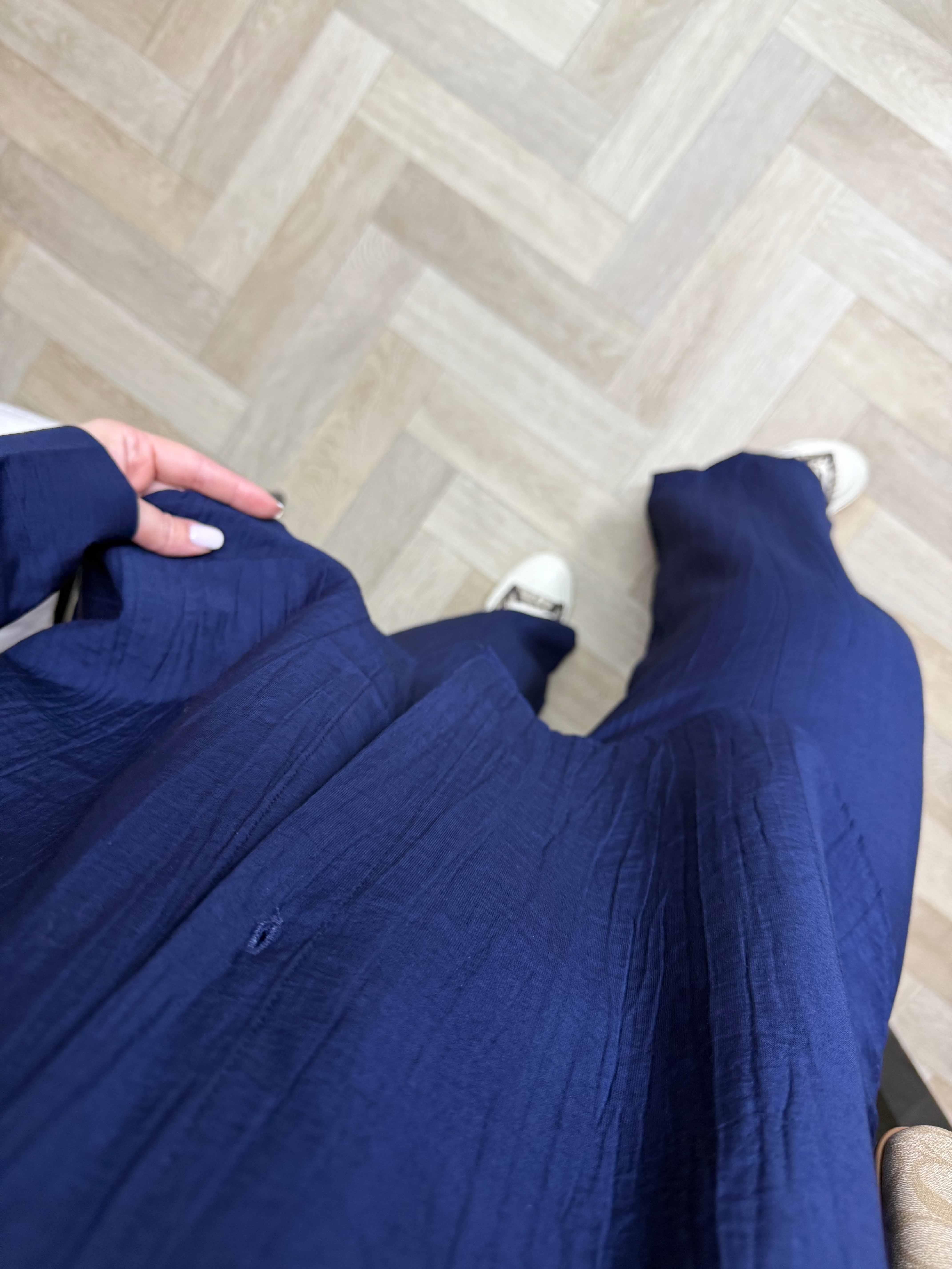 Perla İki Farklı Kullanımlı Tasarım Takım Lacivert