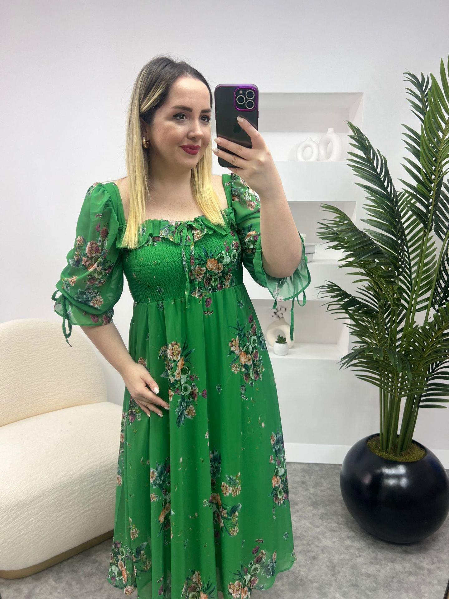 PRENSES MODEL YEŞİL ŞİFON ELBİSE