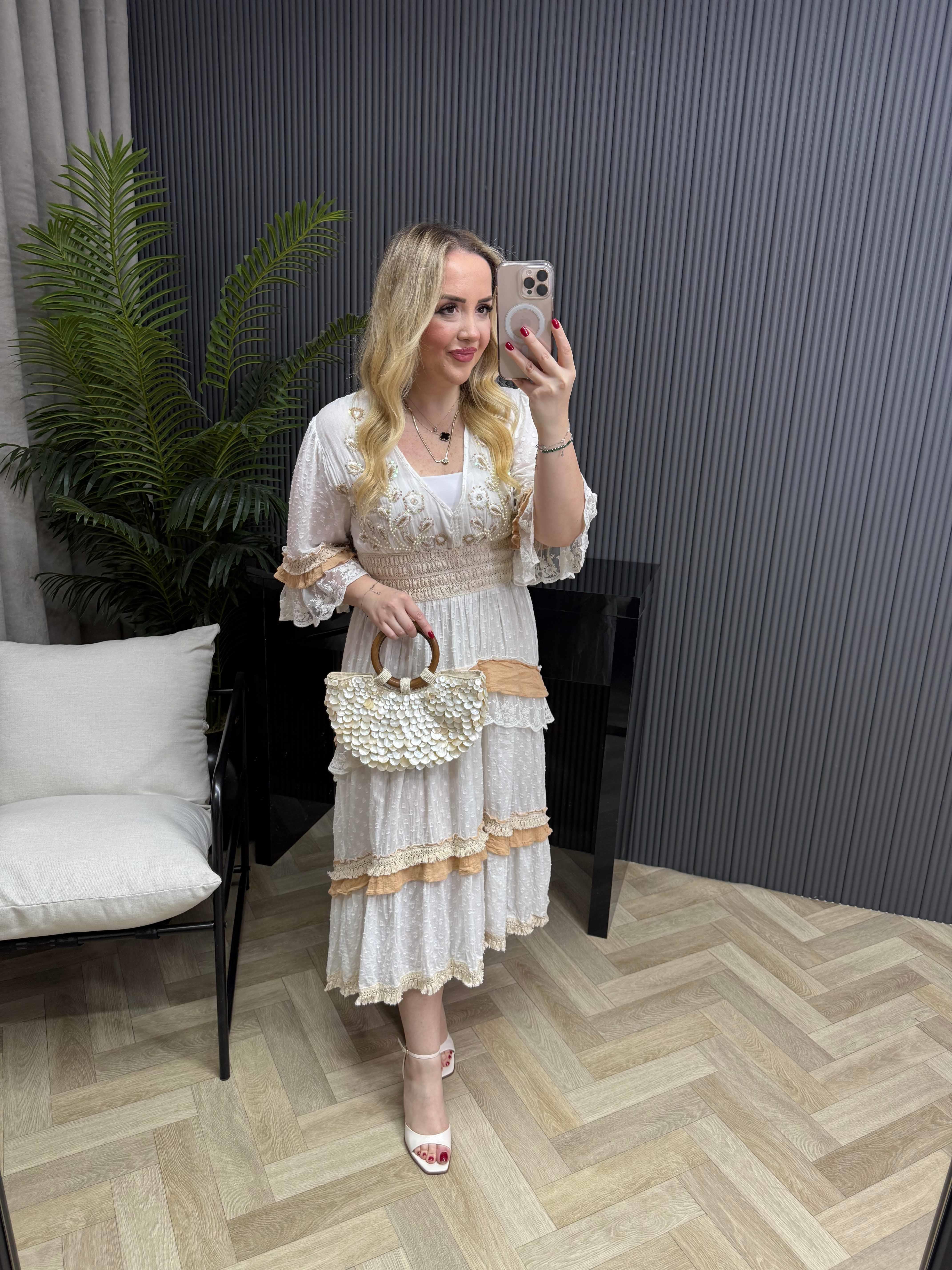 Sandra Fırfır Detay Kat Kat Pullu İthal Tasarım Elbise
