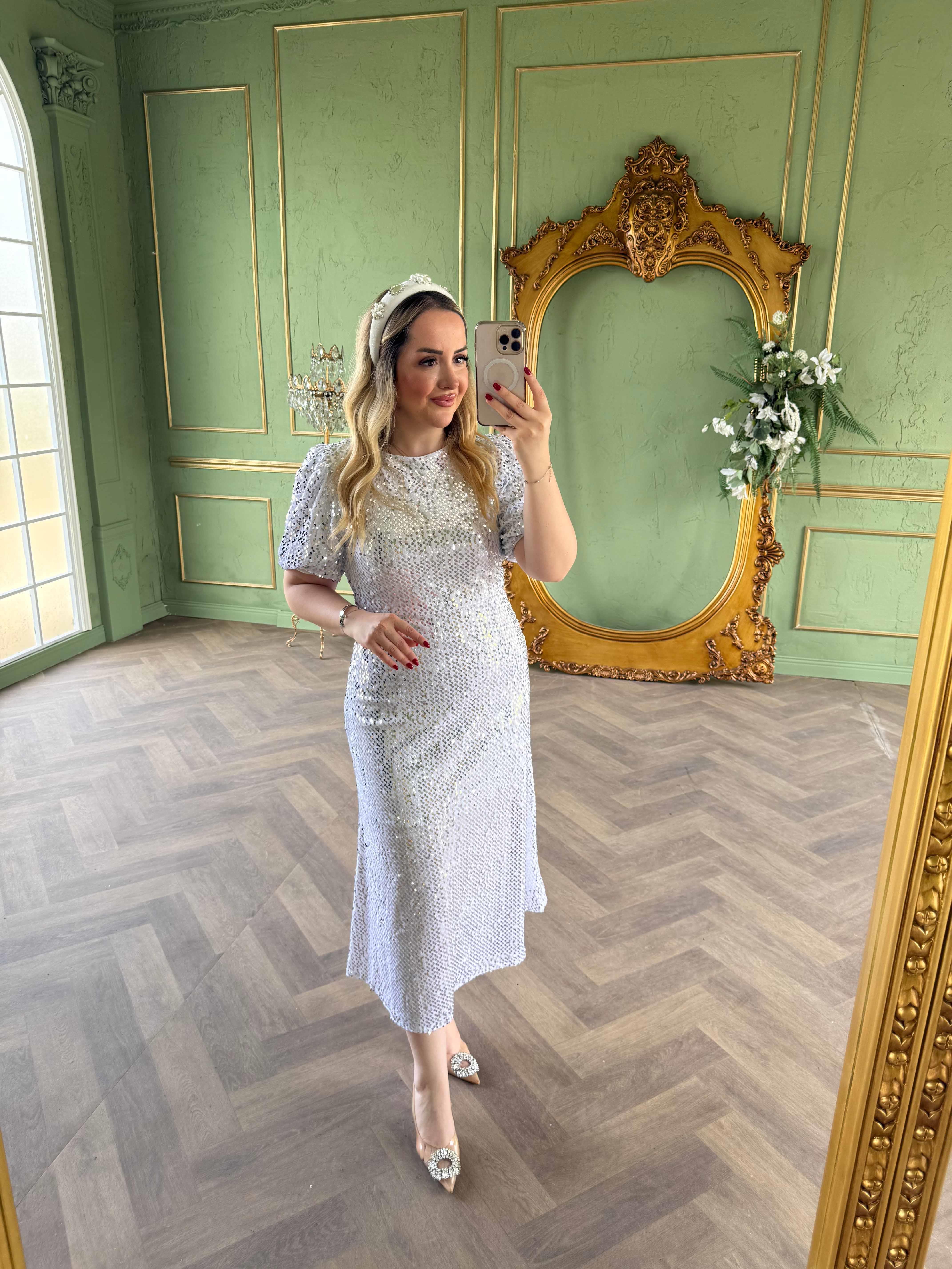 Sandra Payet Balon Kol Midi Tasarım Payet Elbise Beyaz