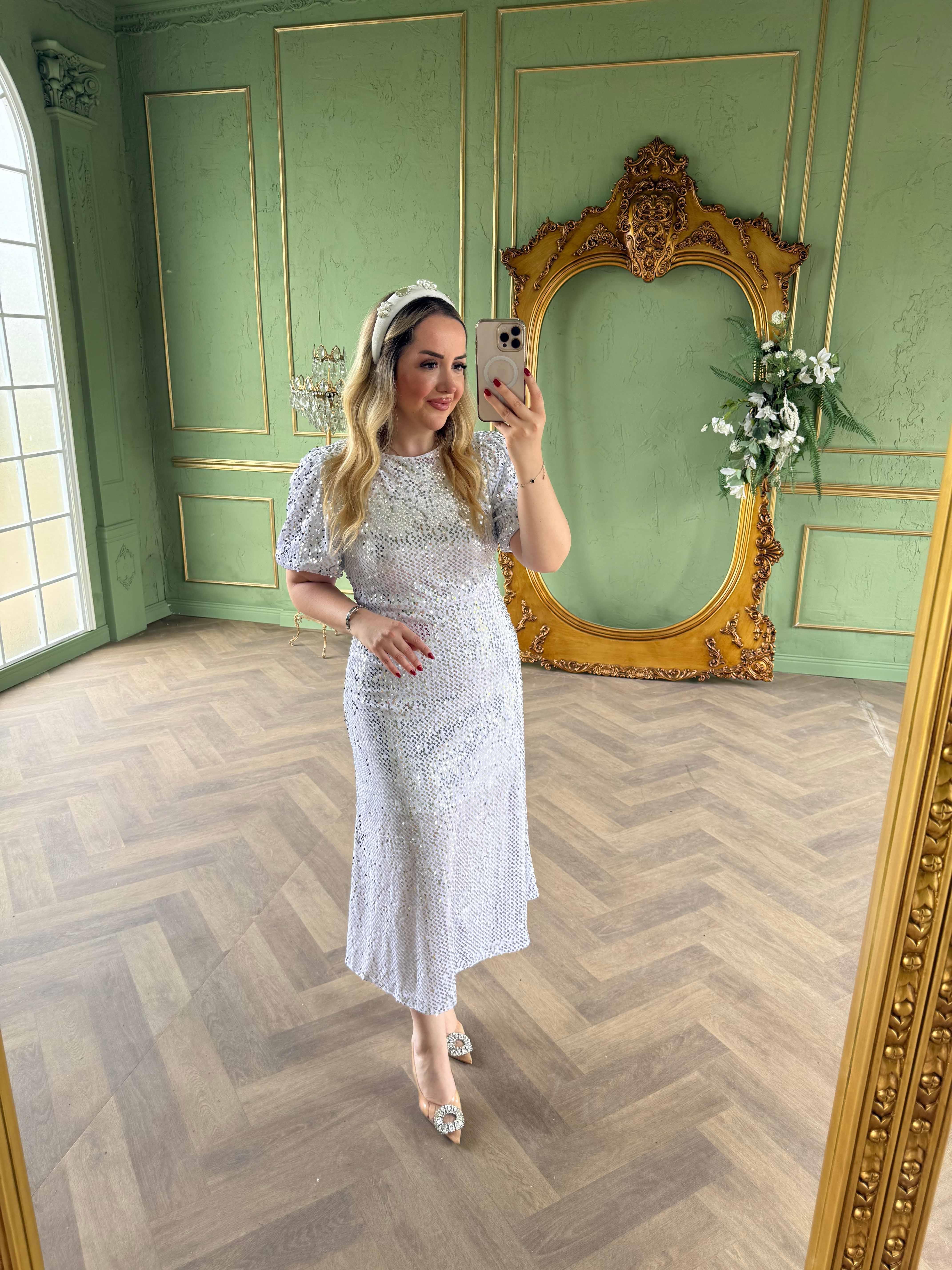 Sandra Payet Balon Kol Midi Tasarım Payet Elbise Beyaz