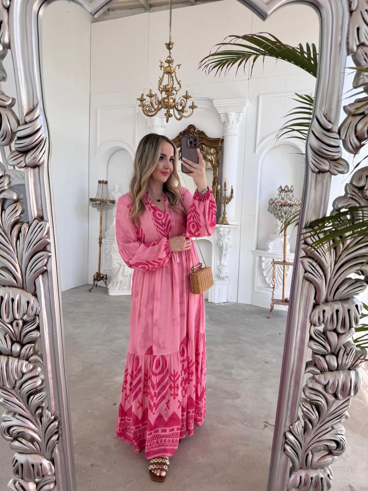 SEÇİL MODEL PEMBE DESENLİ ELBİSE