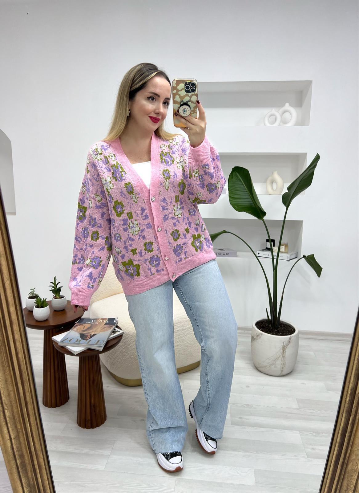 ŞEKER PEMBE TAŞ DÜĞMELİ HİRKA