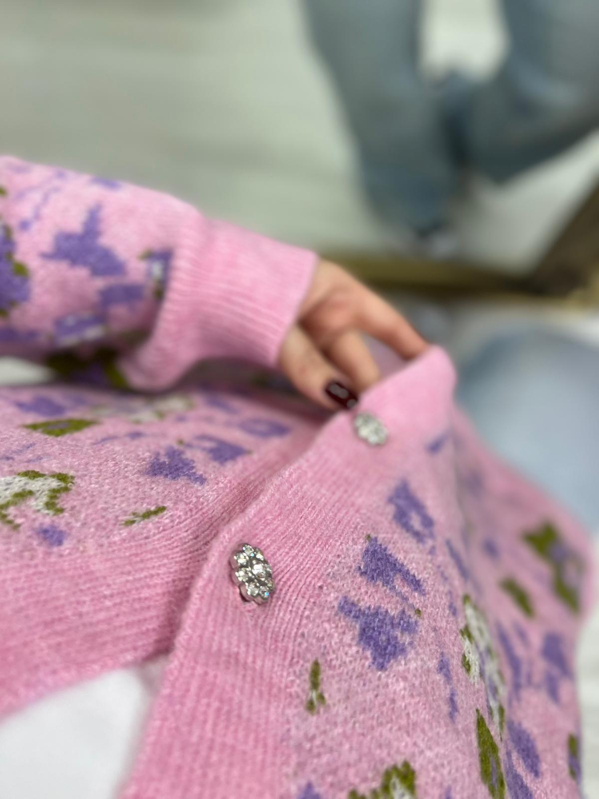 ŞEKER PEMBE TAŞ DÜĞMELİ HİRKA