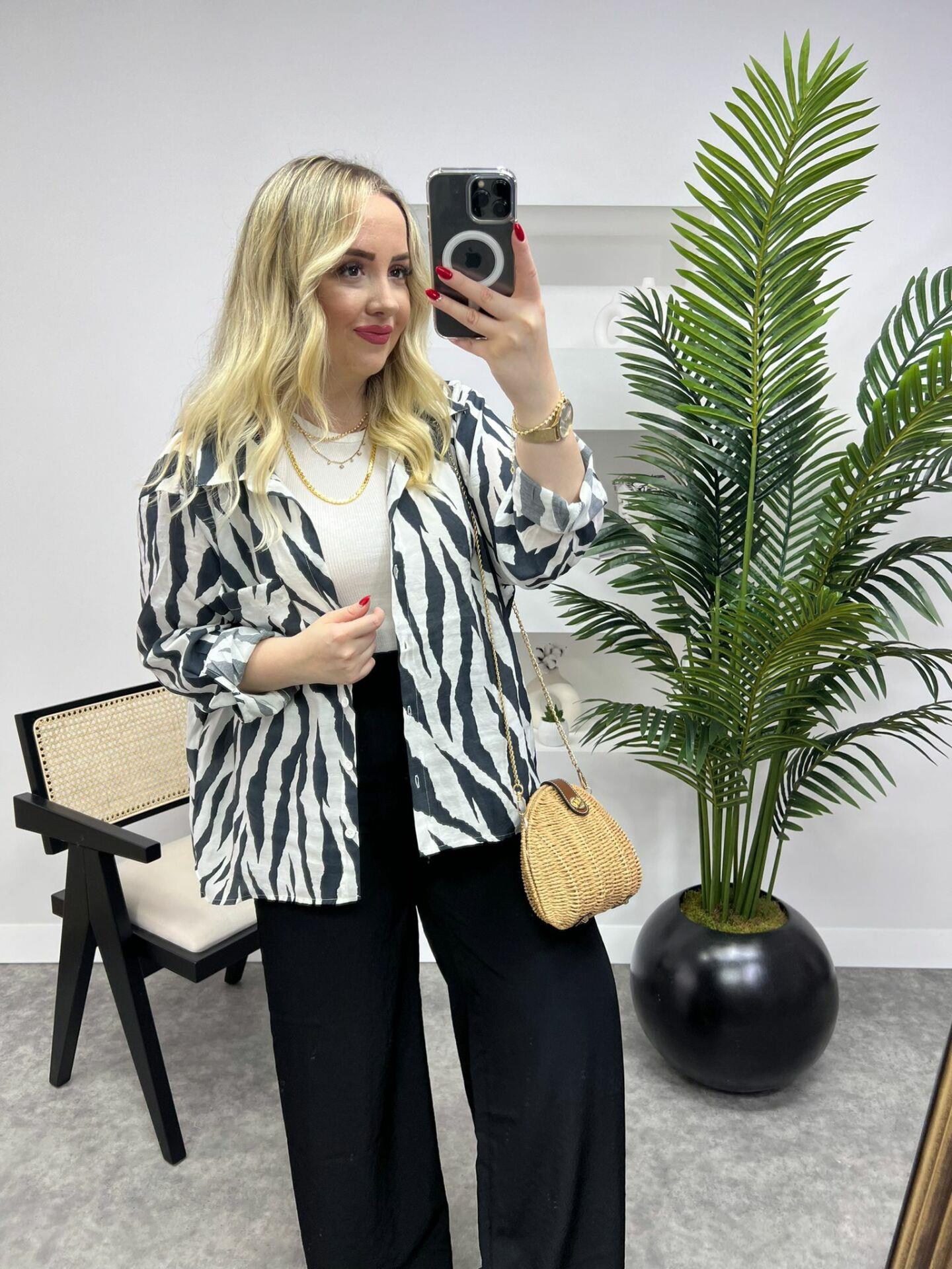 SİYAH BEYAZ ZEBRA TENSEL KETEN GÖMLEK