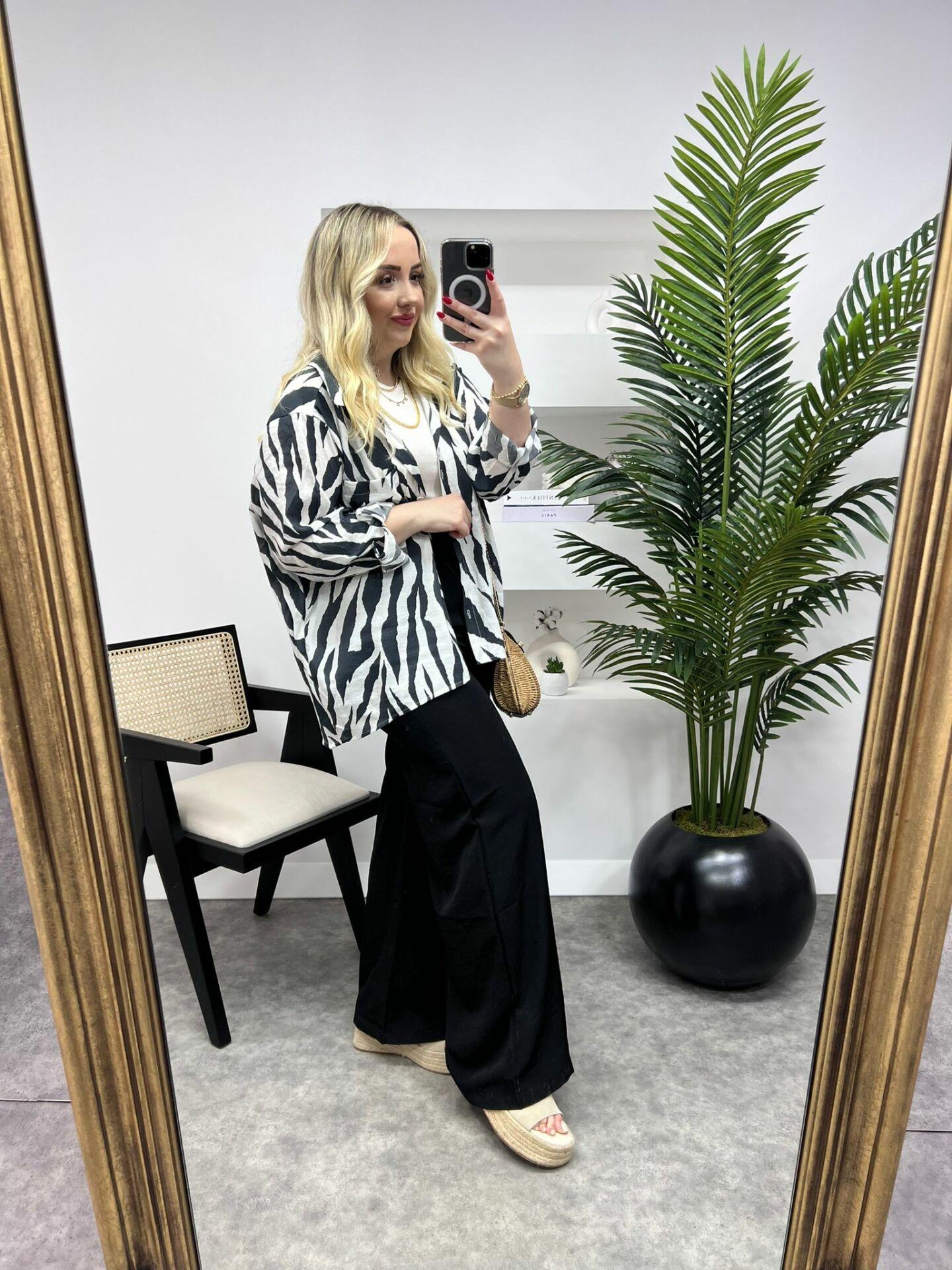 SİYAH BEYAZ ZEBRA TENSEL KETEN GÖMLEK