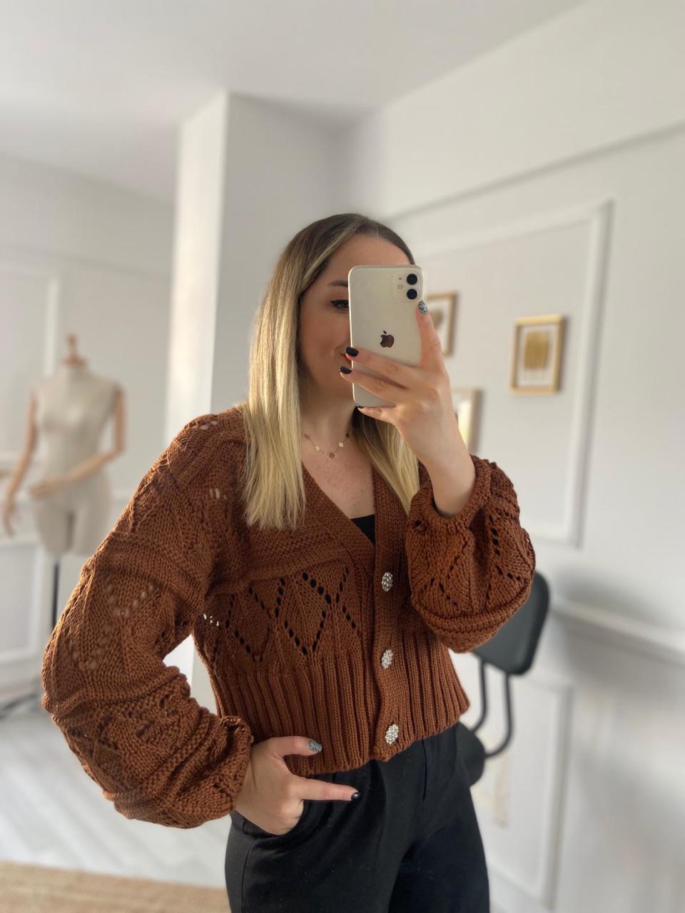 TAŞ DÜĞMELİ BALON KOL KİREMİT HIRKA