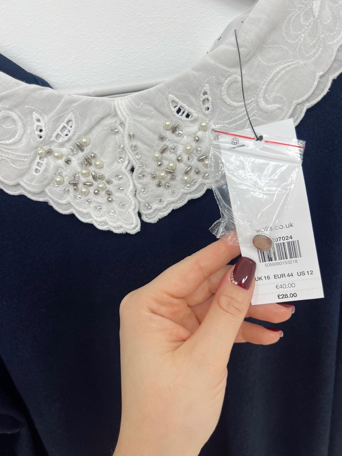 TAŞLI BEBE YAKA YUMOŞ SWEAT