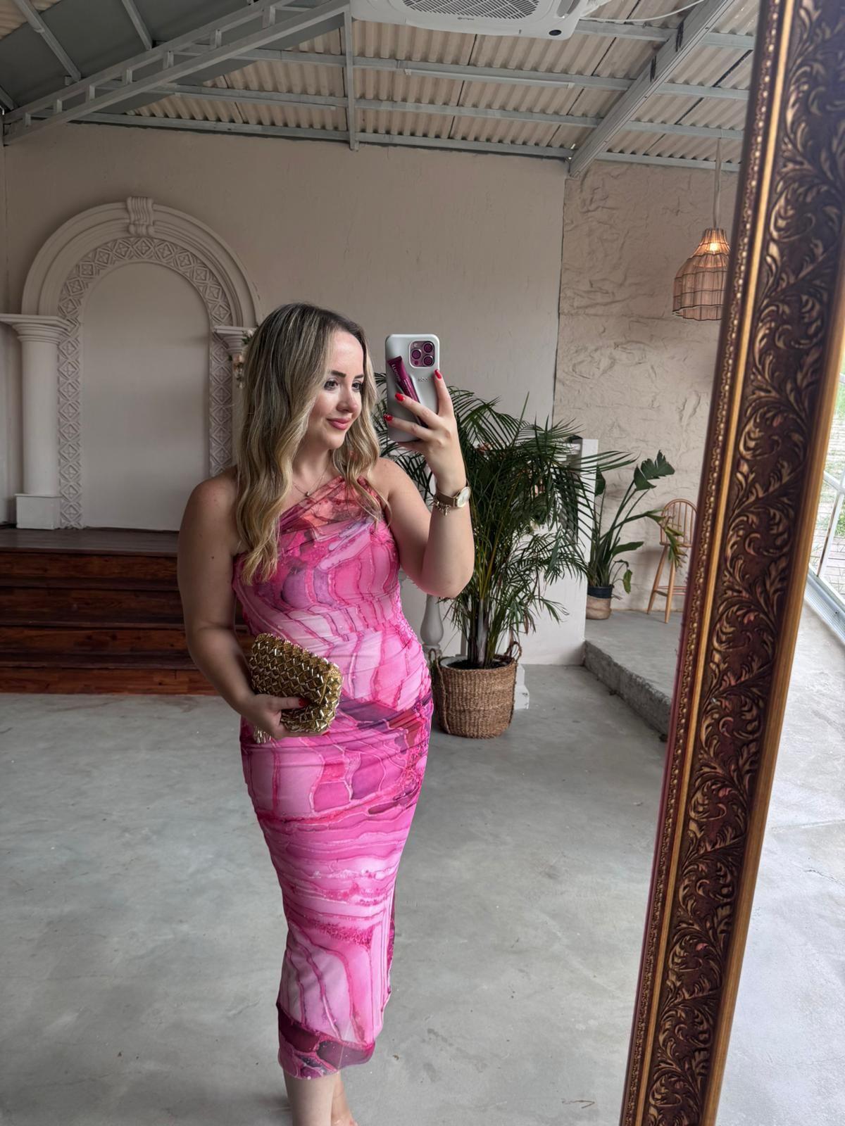 TEK OMUZLU GOLD DETAYLI TÜL ELBİSE PEMBE