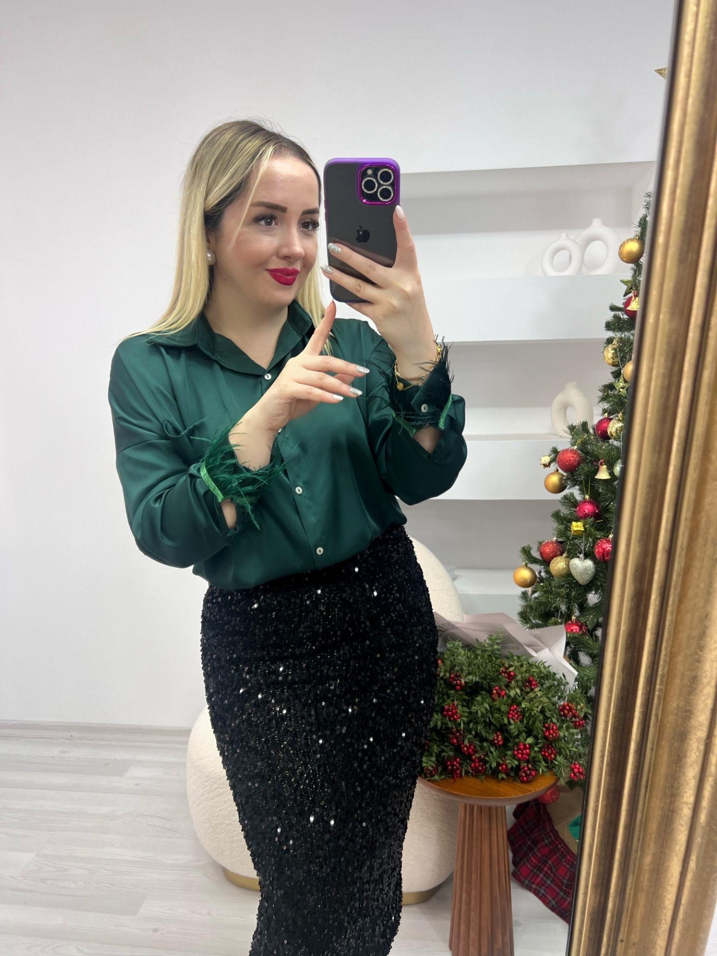 TÜTÜ DETAYLI İPEK SATEN GÖMLEK ZÜMRÜT