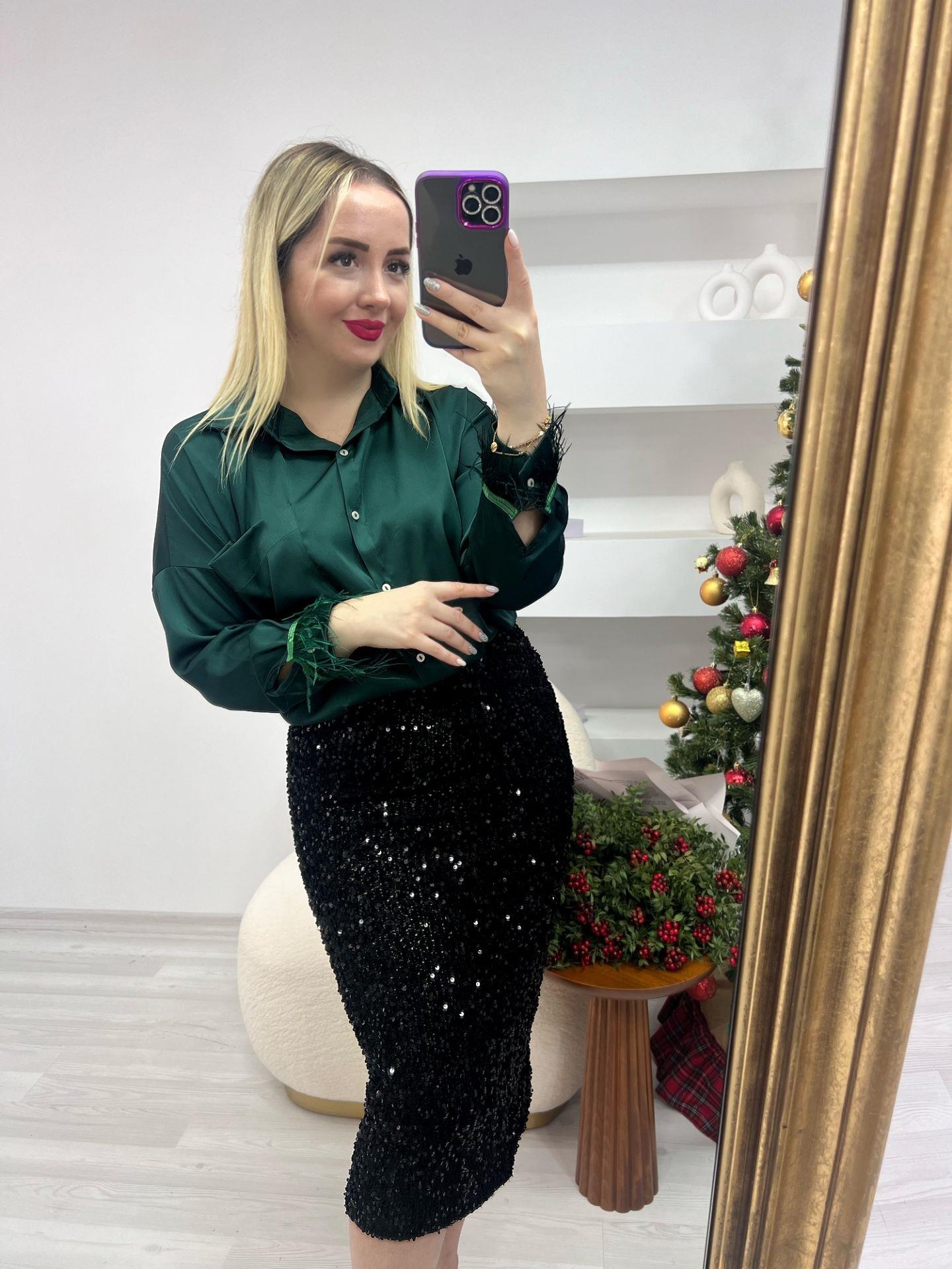 TÜTÜ DETAYLI İPEK SATEN GÖMLEK ZÜMRÜT