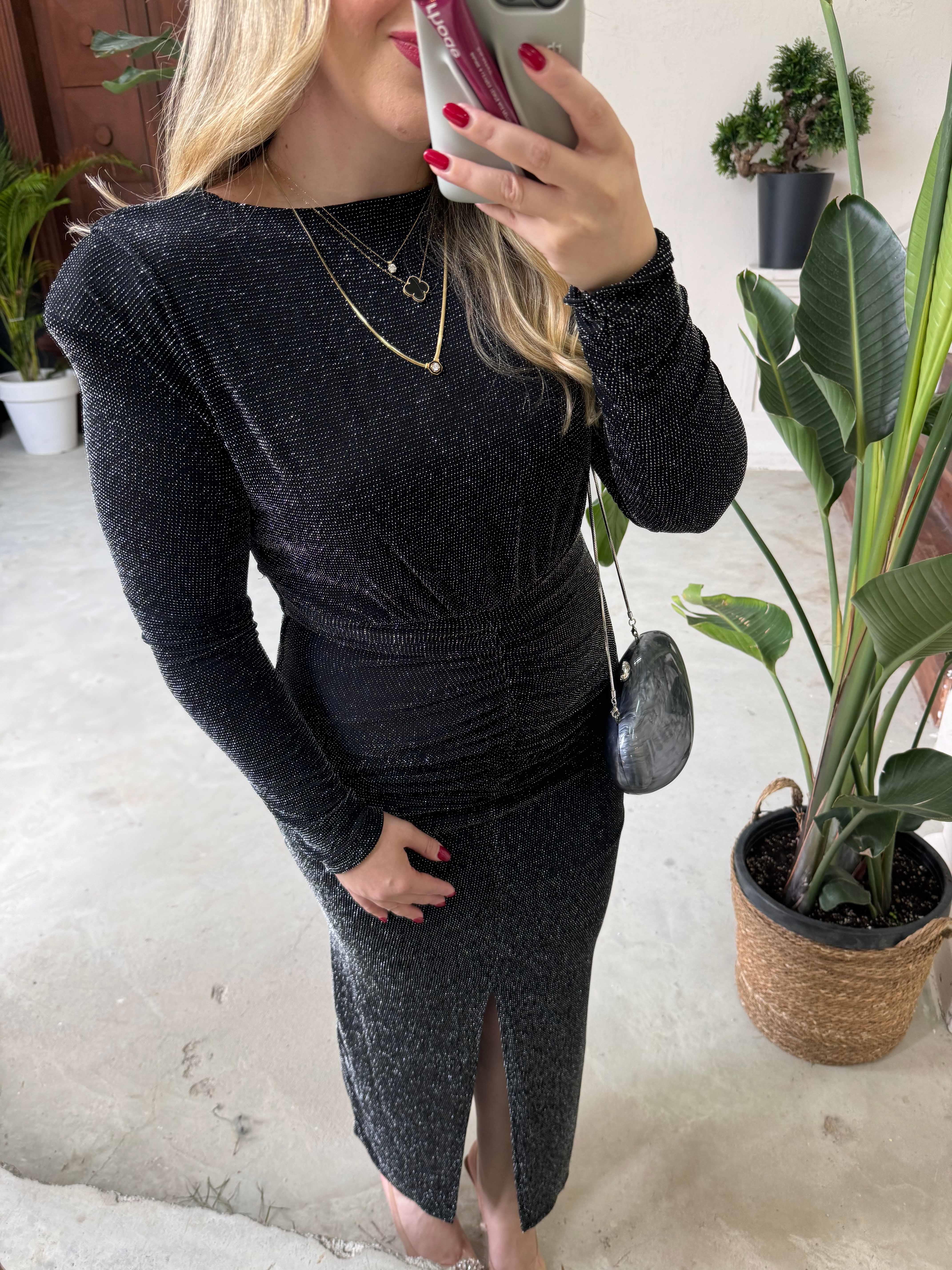 VATKALI SİMLİ DRAPELİ ELBİSE SİYAH