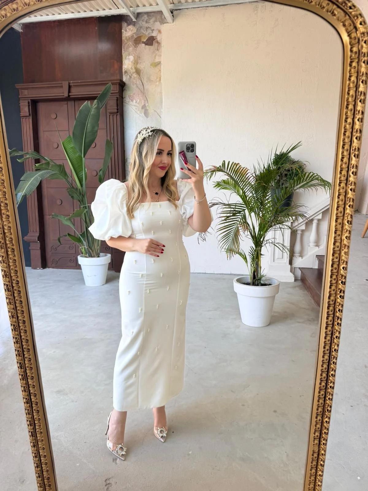 VİOLET İNCİ DETAY BALON KOL KALEM ELBİSE BEYAZ