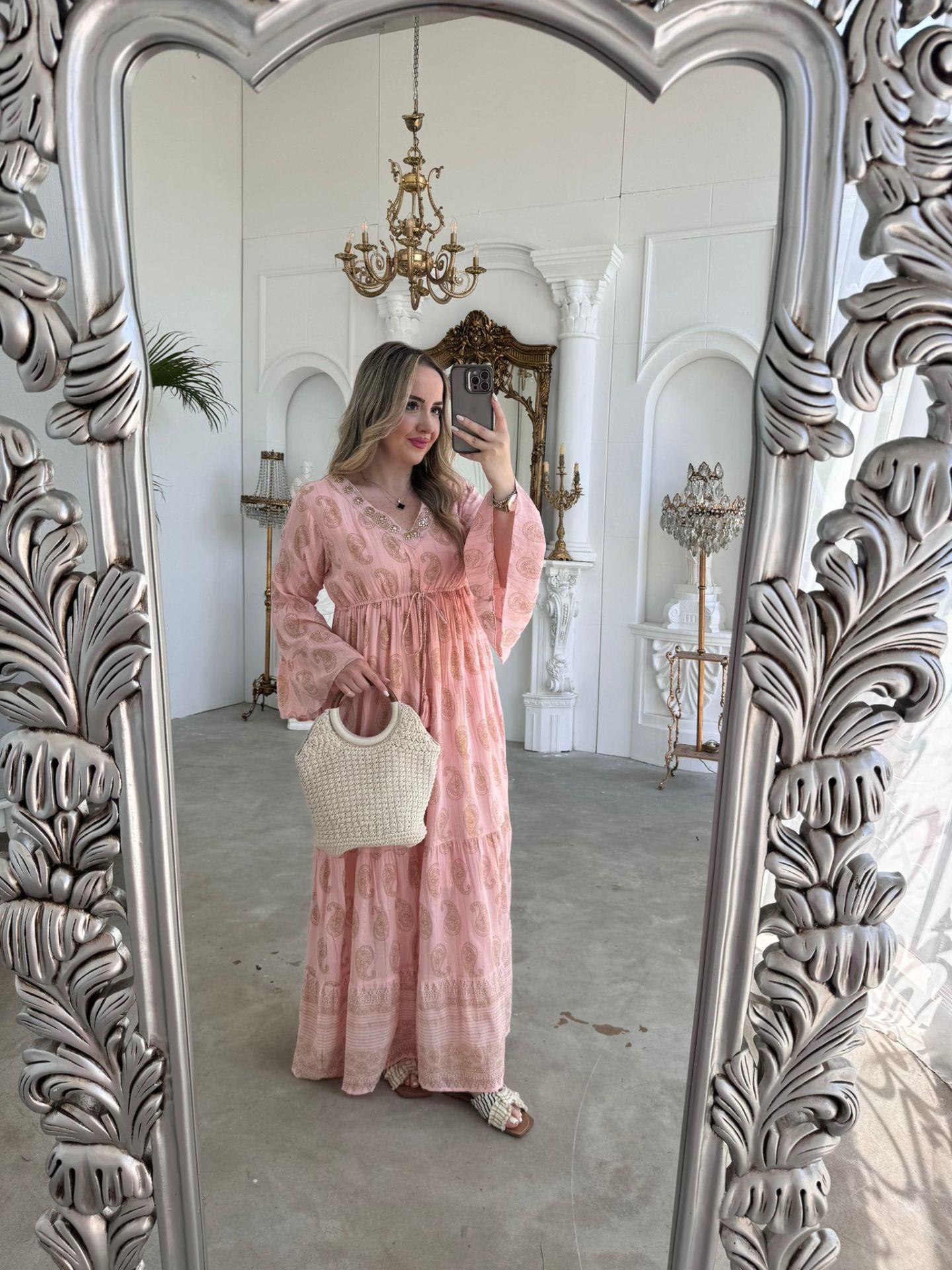 YAKA İŞLEME DETAYLI İSPANYOL KOL İTHAL ELBİSE PEMBE