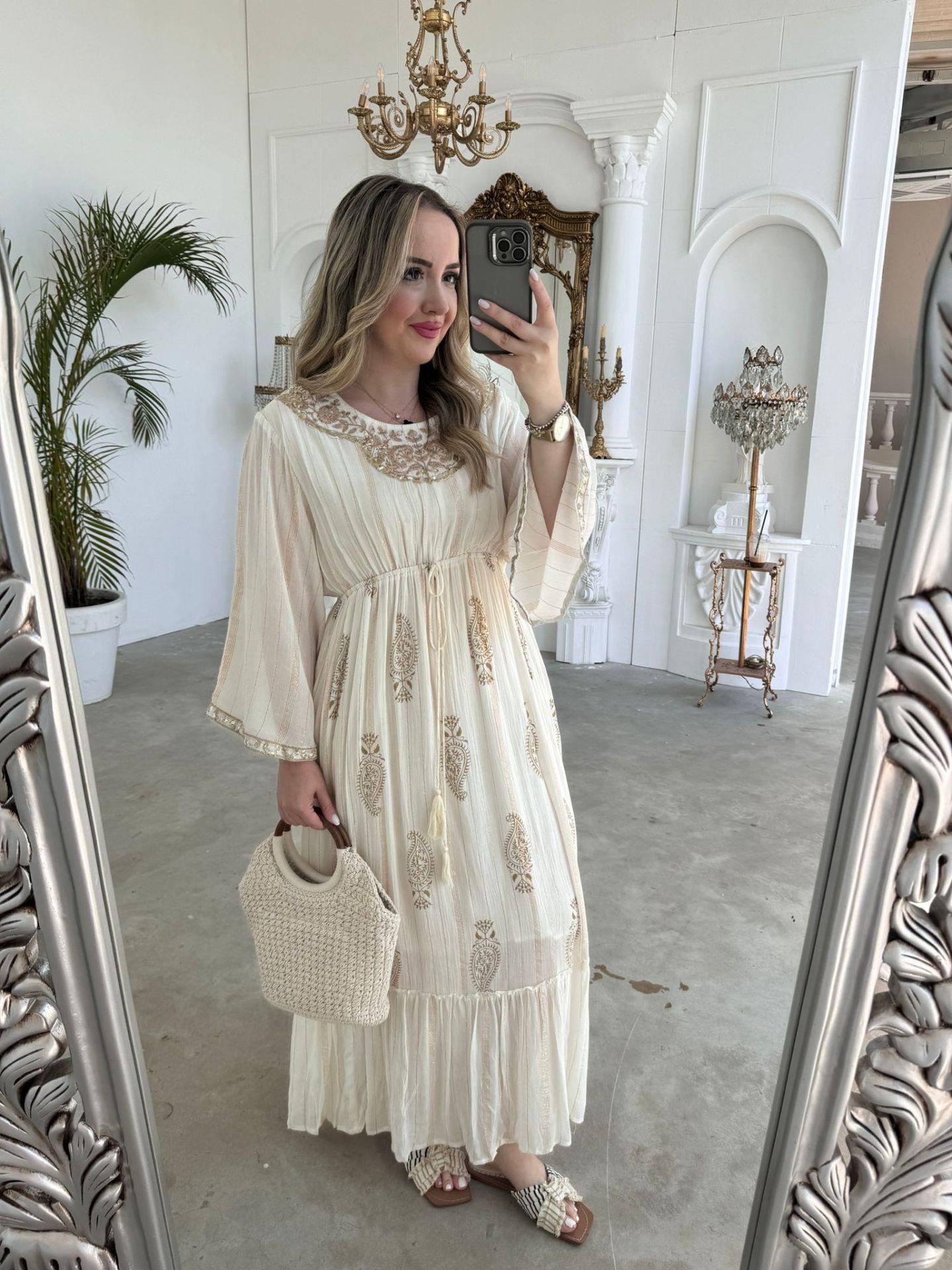 YAKA İŞLEME DETAYLI İSPANYOL KOL İTHAL ELBİSE