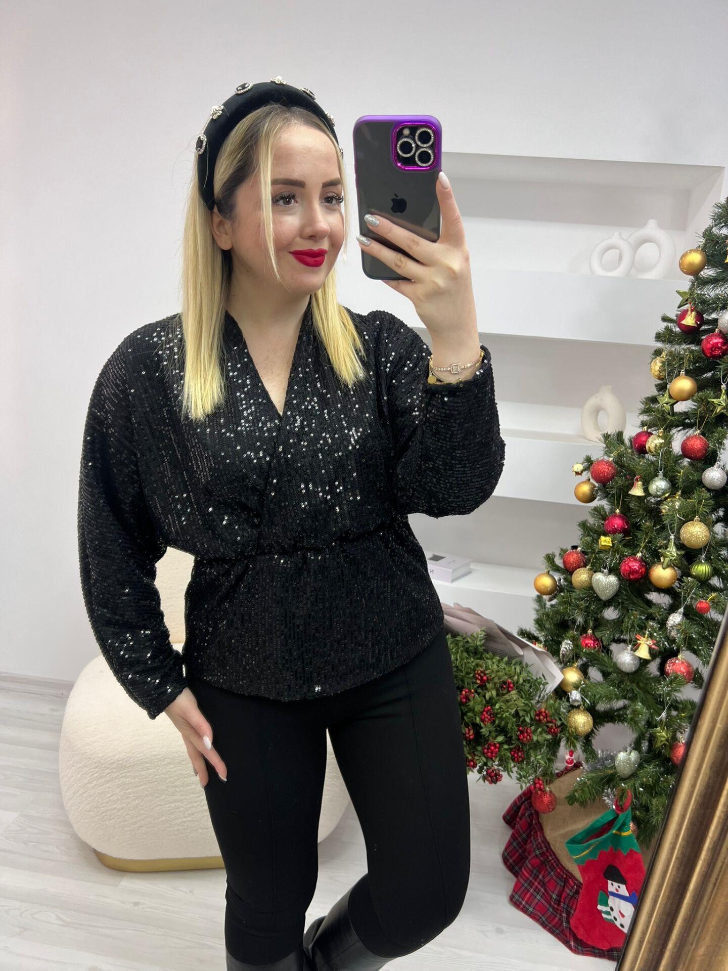 YARASA KOL PAYET BELİ LASTİKLİ TASARIM BLUZ