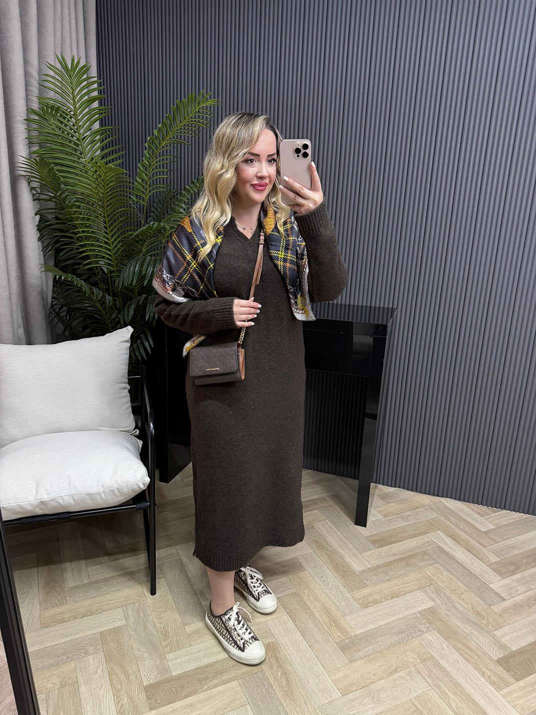 Yumoş Dokuda Triko Elbiseler Acı Kahve