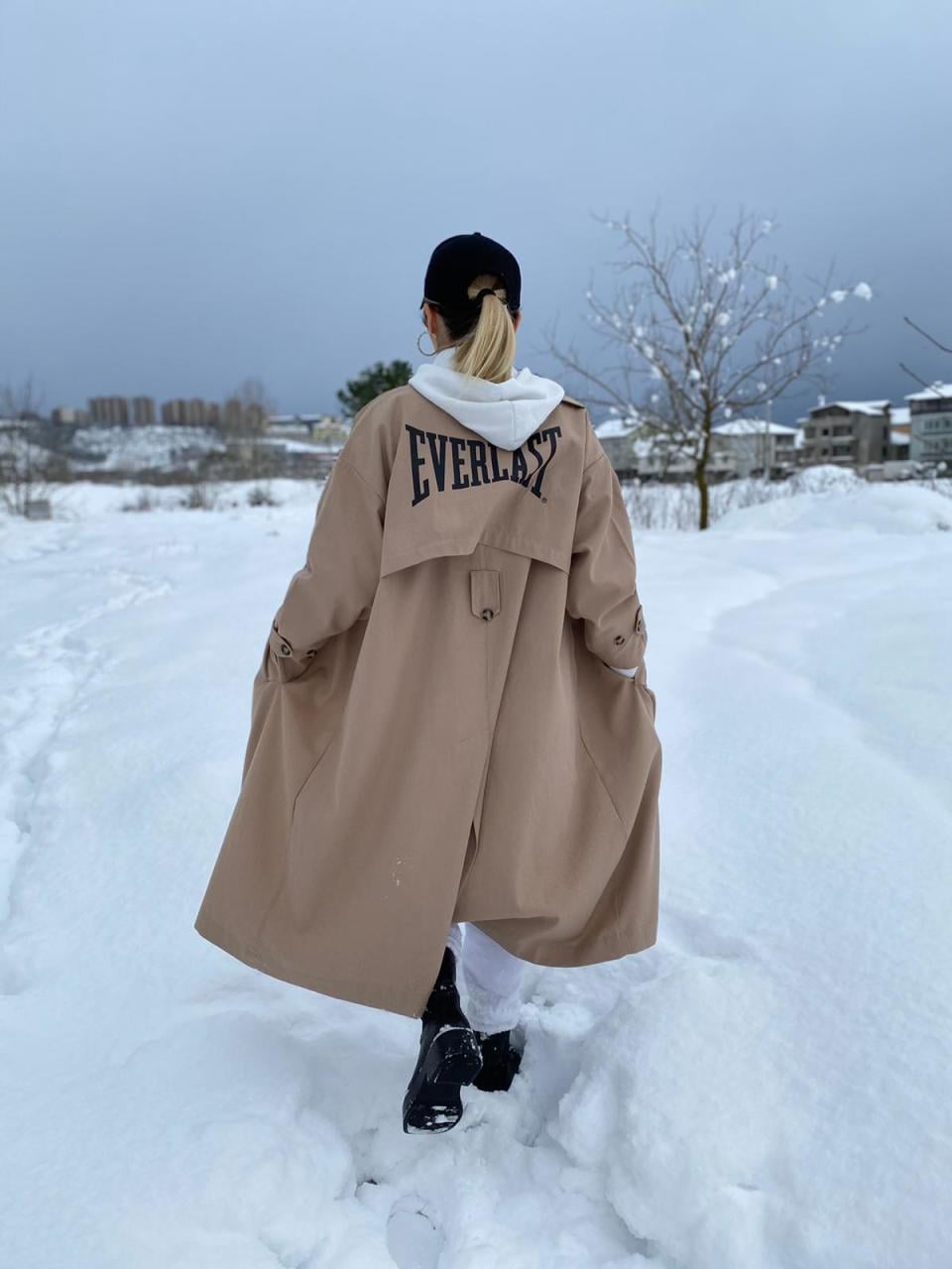 ZARA EVERLAST TRENÇKOT