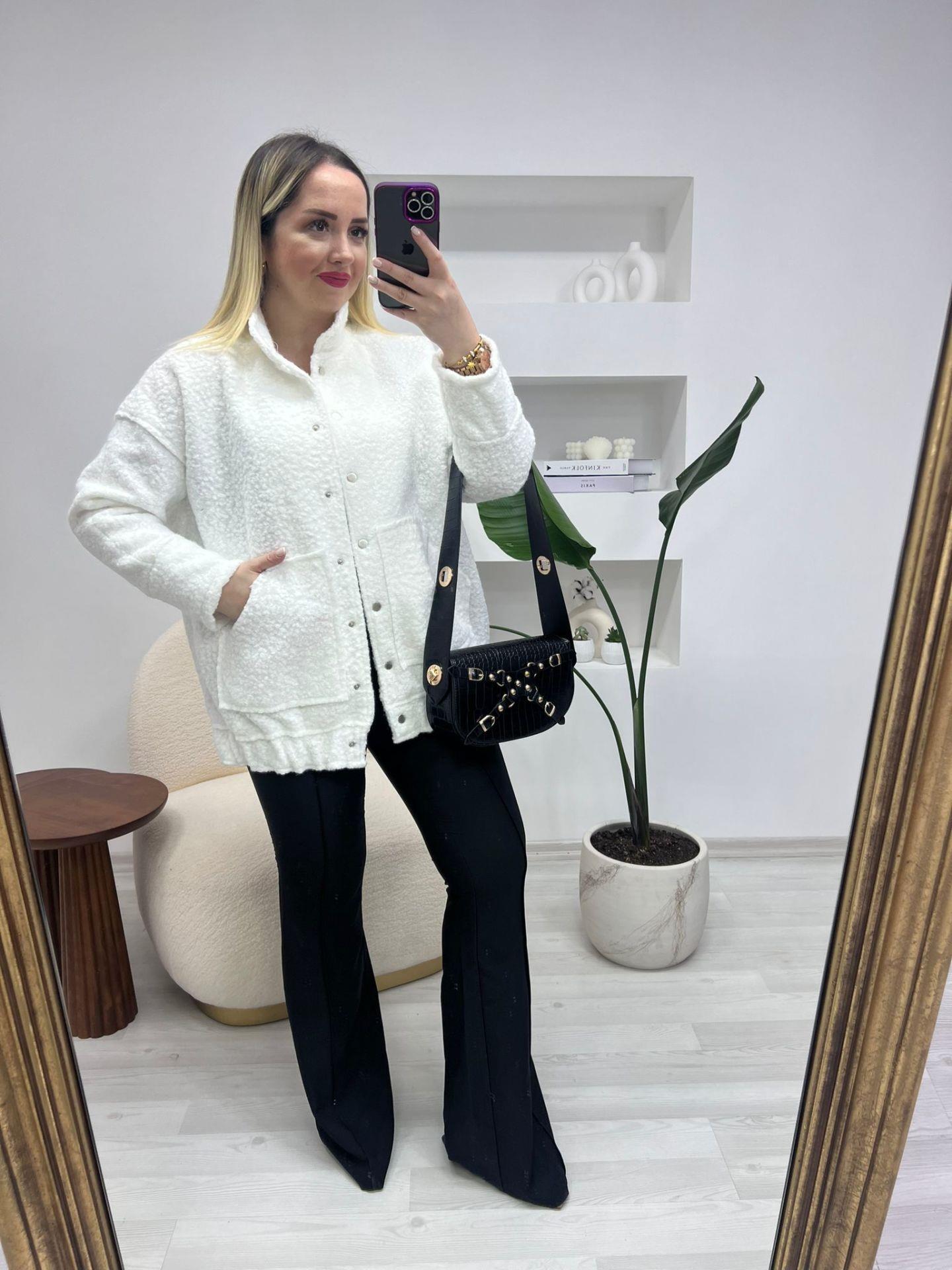 ZRA MODEL BUKLET MEVSİMLİK CEKET BEYAZ