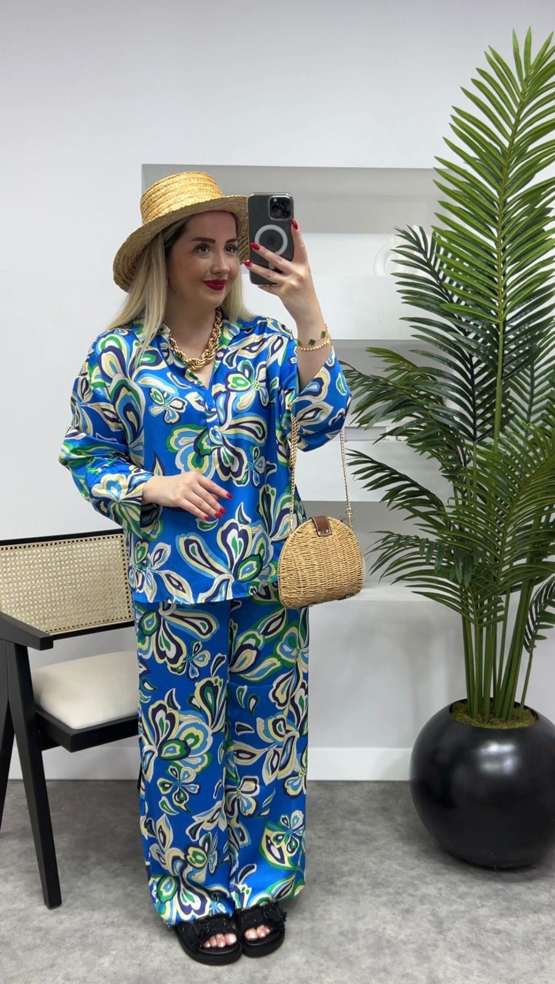 ZRA MODEL MAVİ YEŞİL İPEK SATEM TAKIM