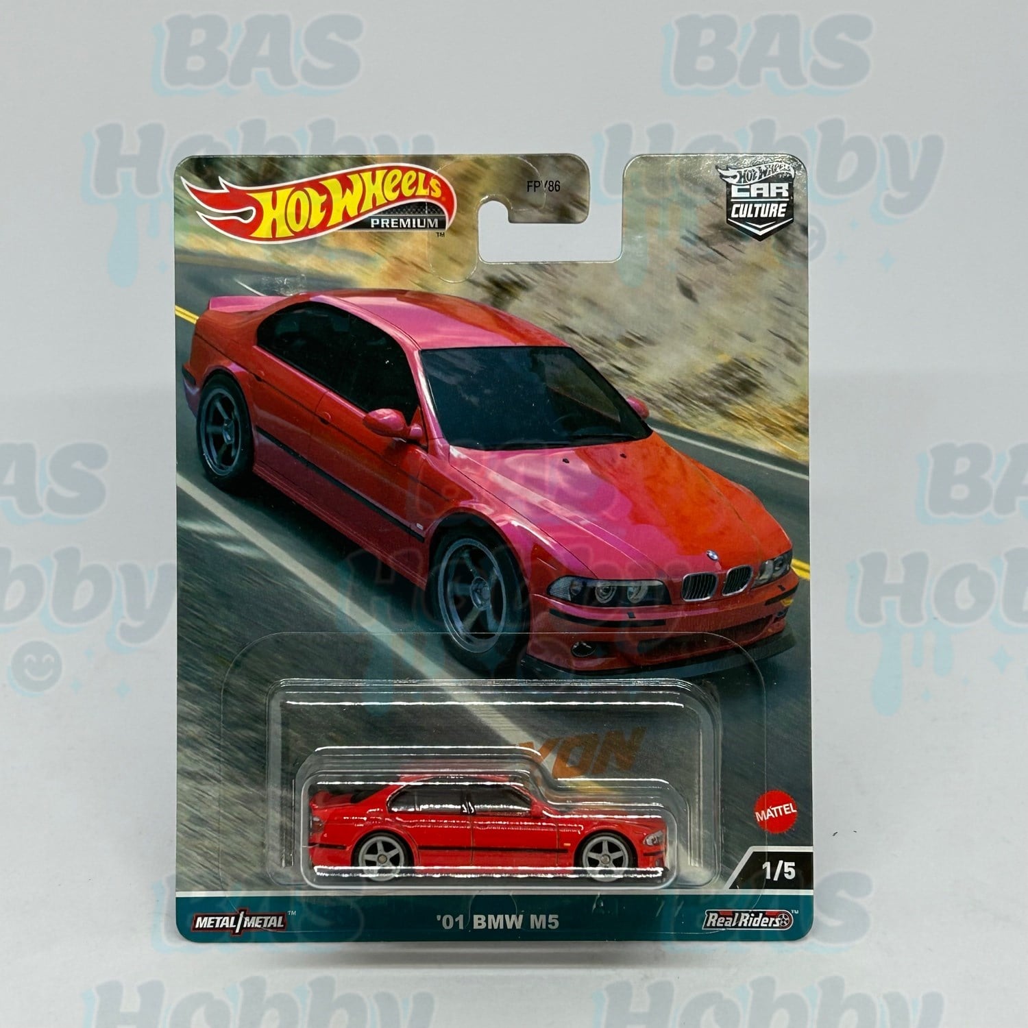 (HATALI) Hot Wheels Premium Car Culture Canyon Waariors - '01 BMW M5 