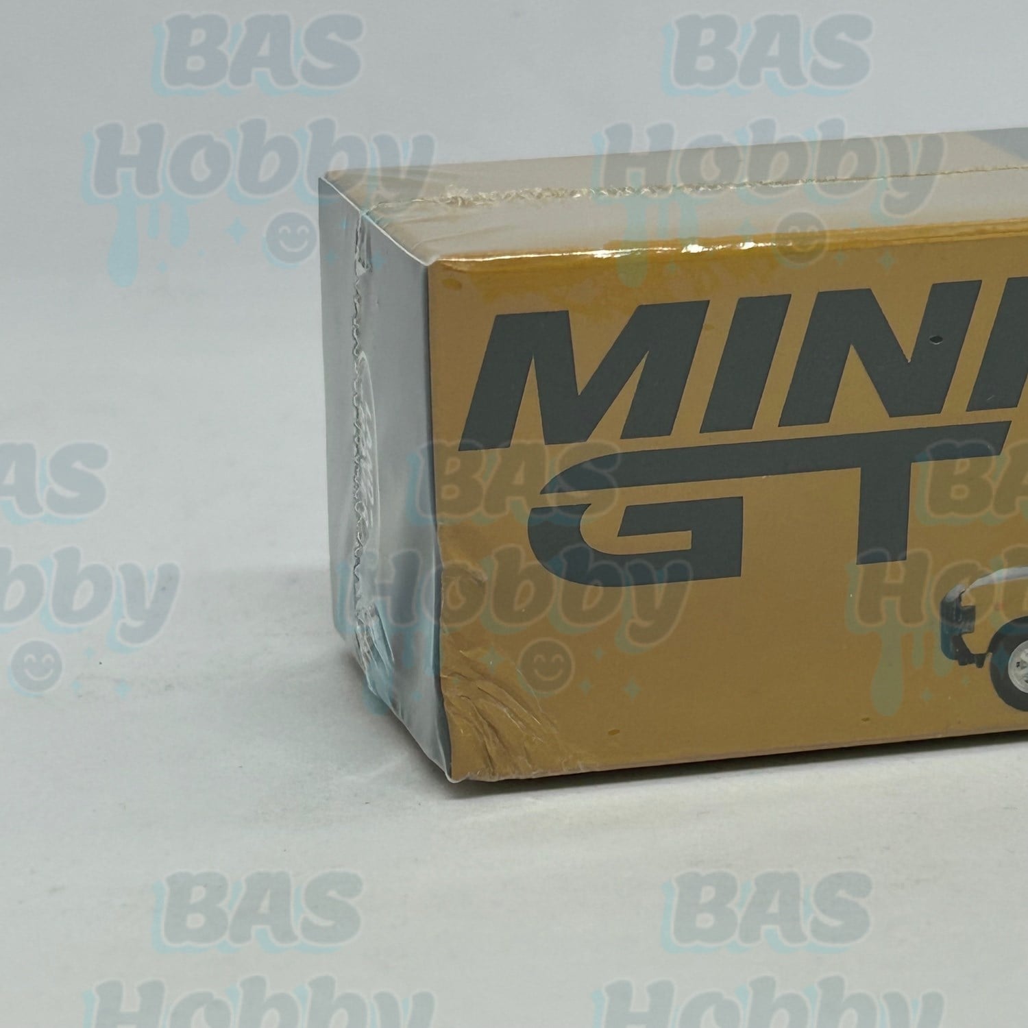 (HATALI) Mini GT 1/64 Range Rover 1981 Camel Trophy Sumatra C. Swoboda & K. Mentel Winner MGT01144