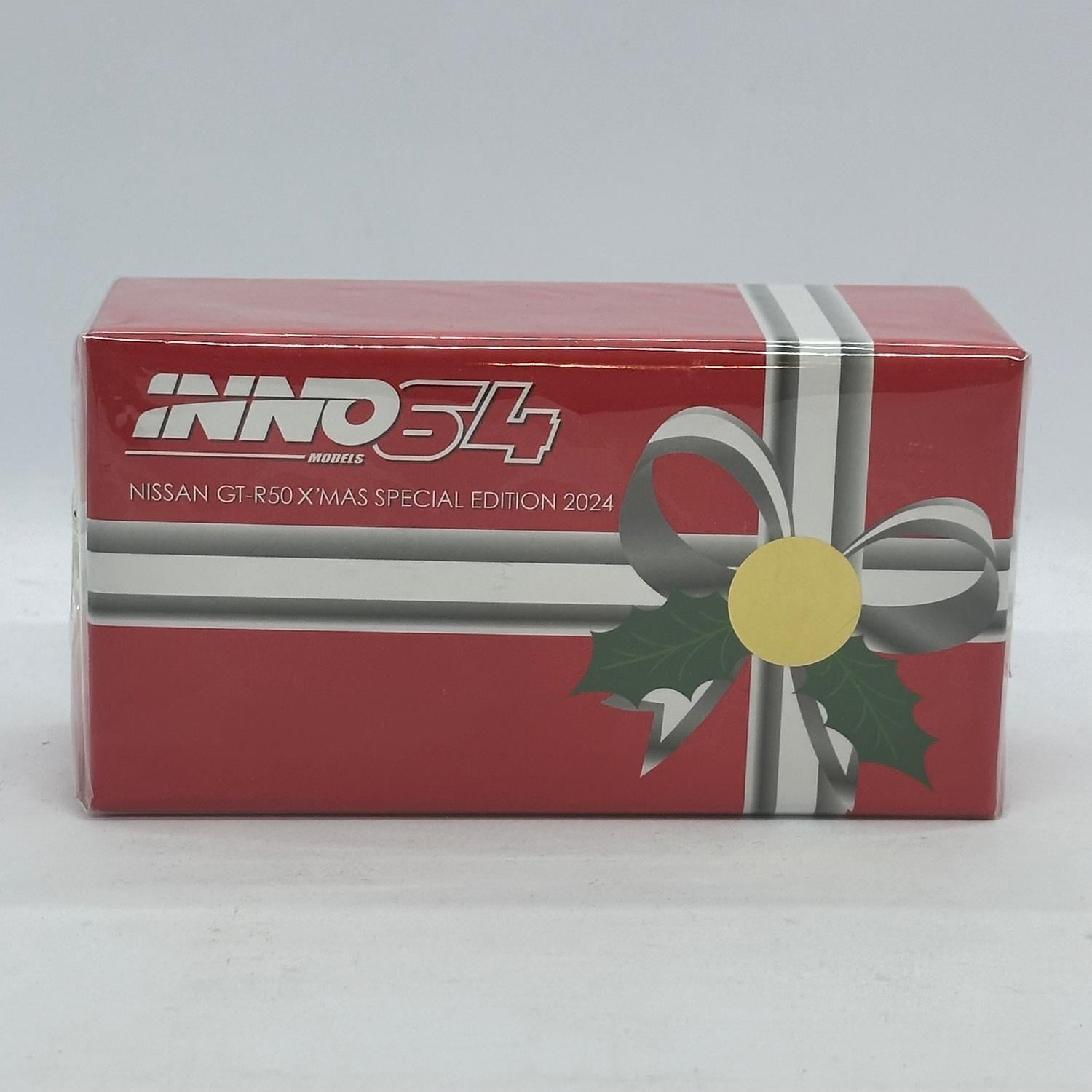 INNO64 1/64 Nissan GT-R50 Italdesign Christmas Edition