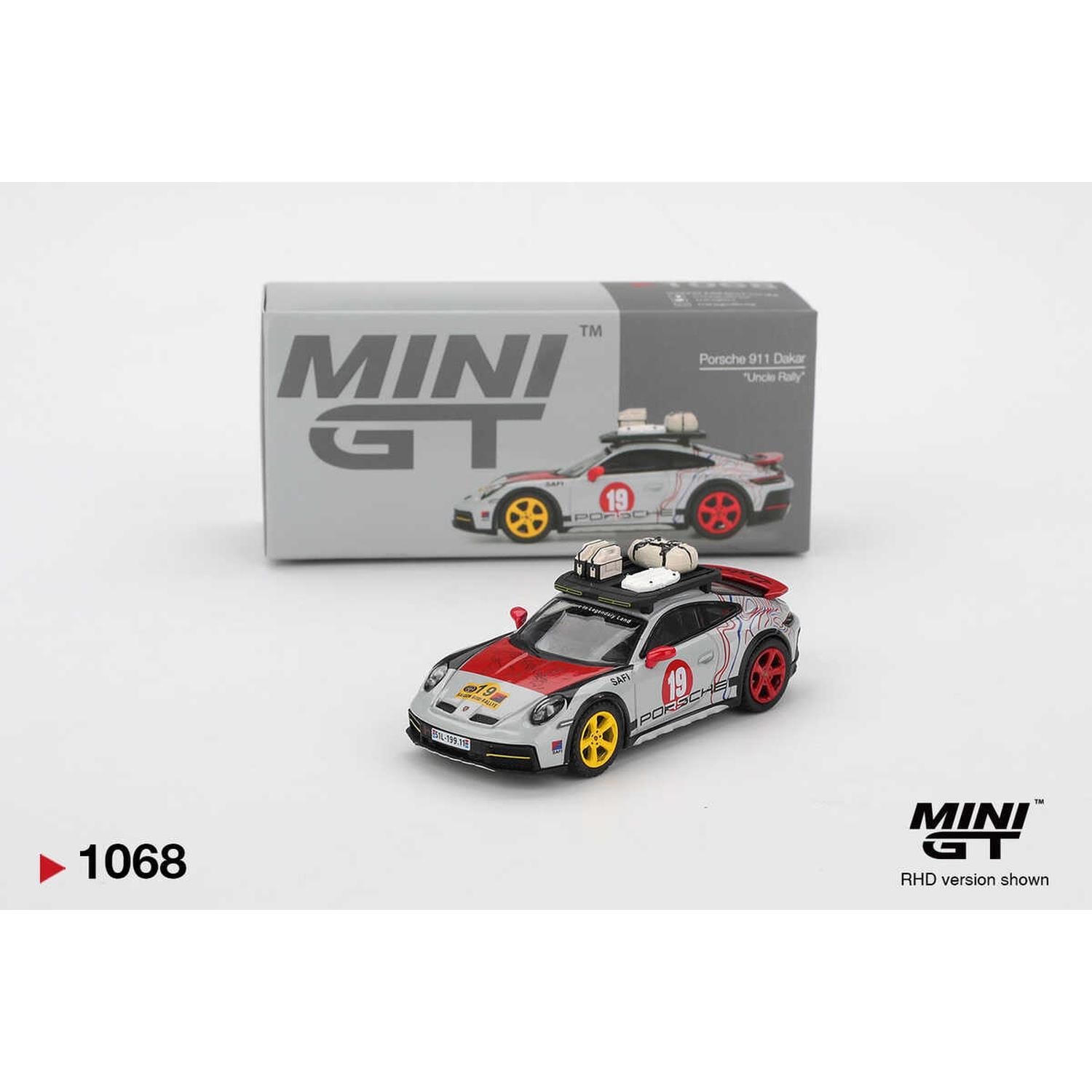 Mini GT 1/64 Porsche 911 Dakar 