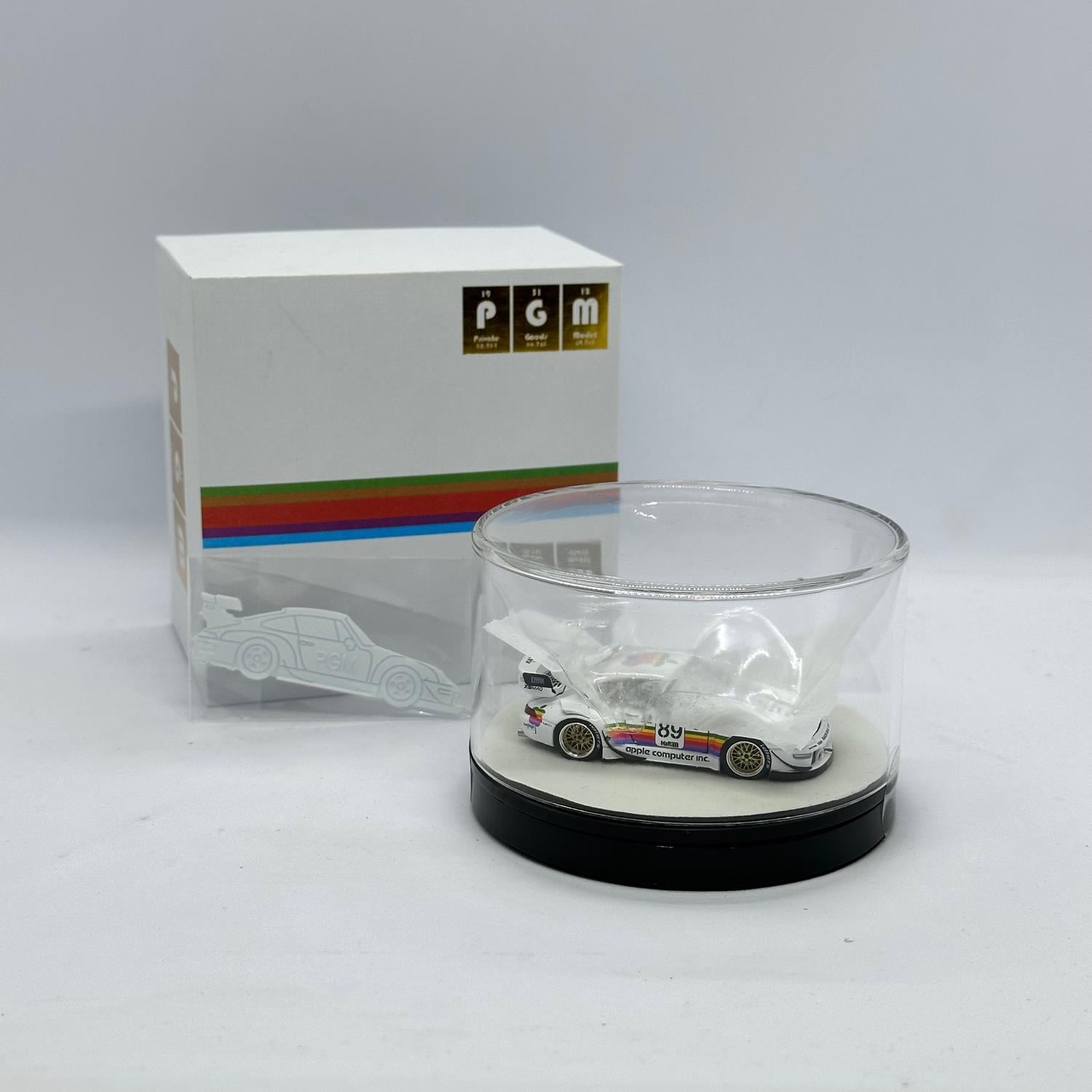 PGM 1/64 Porsche RWB 964 White Apple Livery