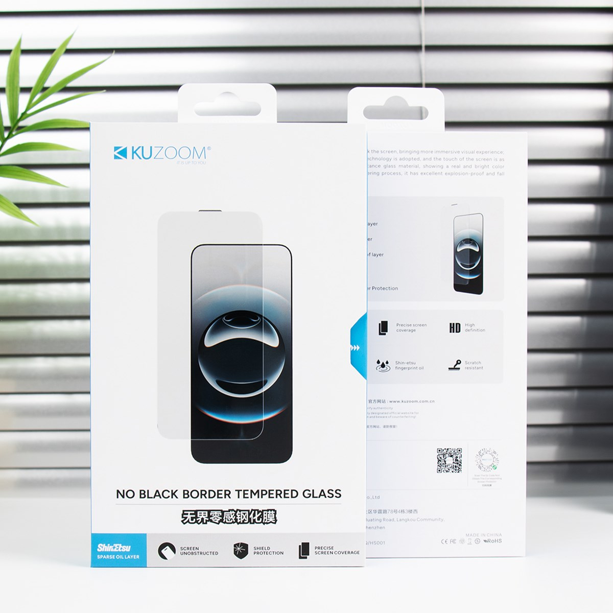 KUZOOM No Black Border iPhone 15 Pro / 15 / 16 Uyumlu Kenarları Full Çıtasız Temperli Cam Ekran Koruyucu