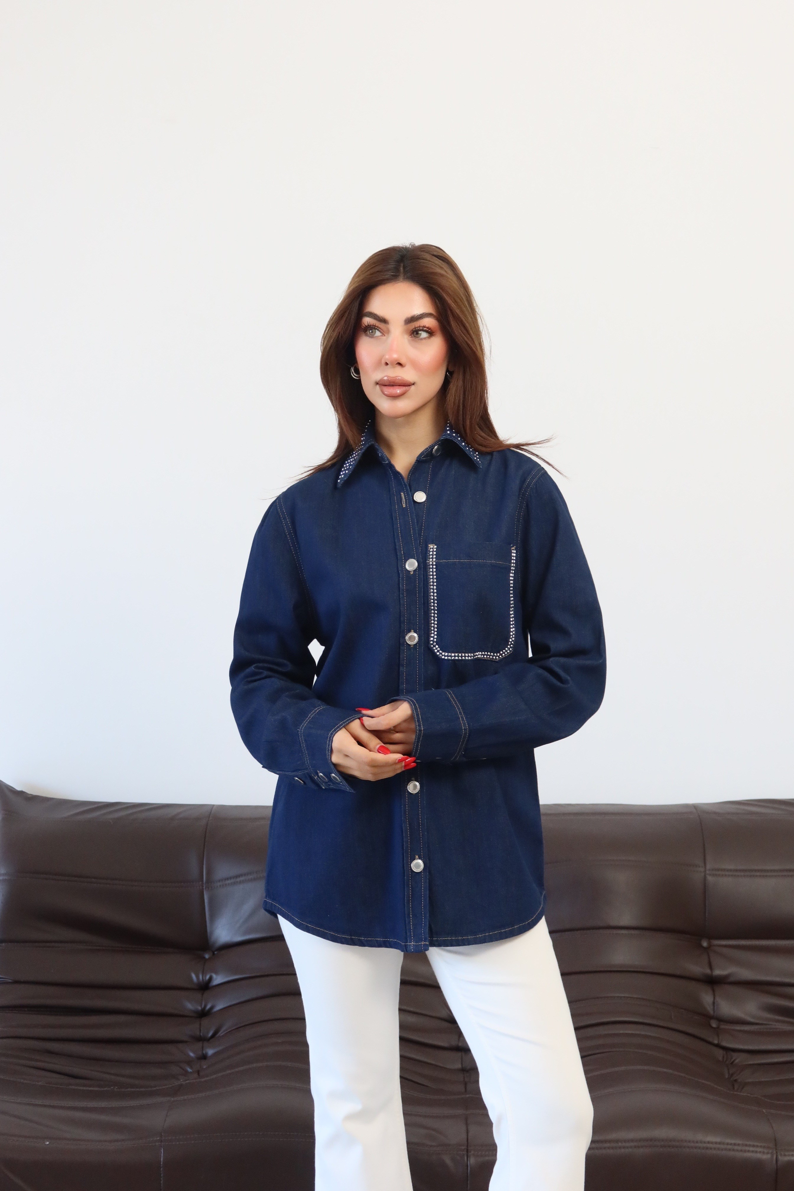 LACARINOKadın Yaka Cep Taş Detaylı Rinse Denim Gömlek