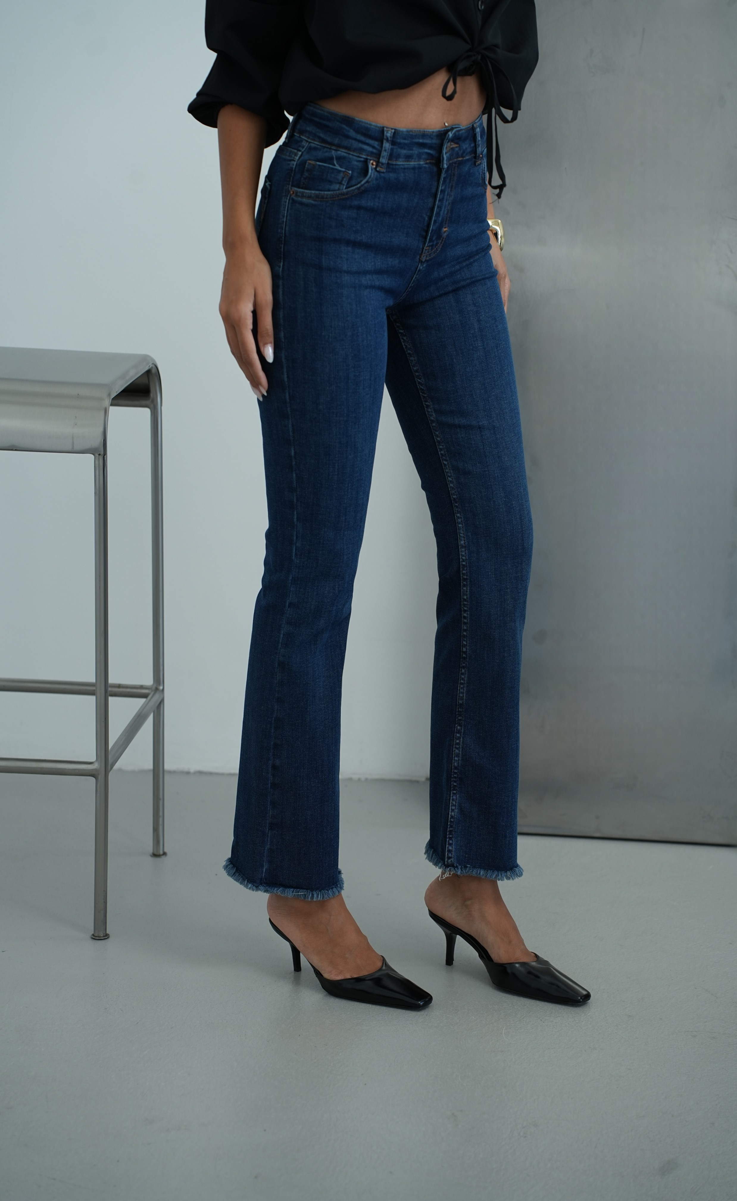 LACARINOYüksek Bel Paça Püskül Detaylı  Ara Beden Kadın Dark Blue Tint Jean Pantolon