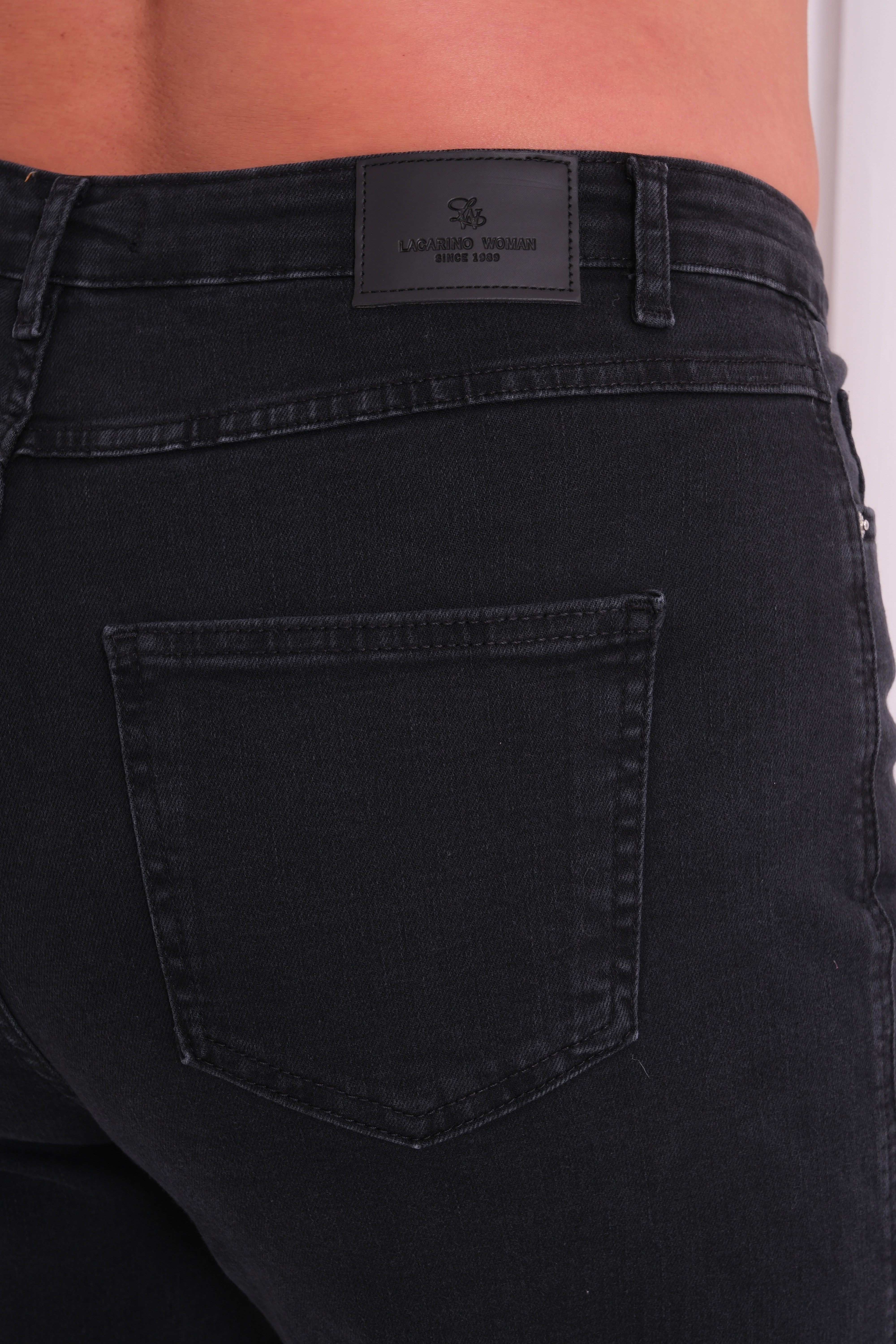 LACARINOBP  L32  BLACK BLACK  30/36  TASLI