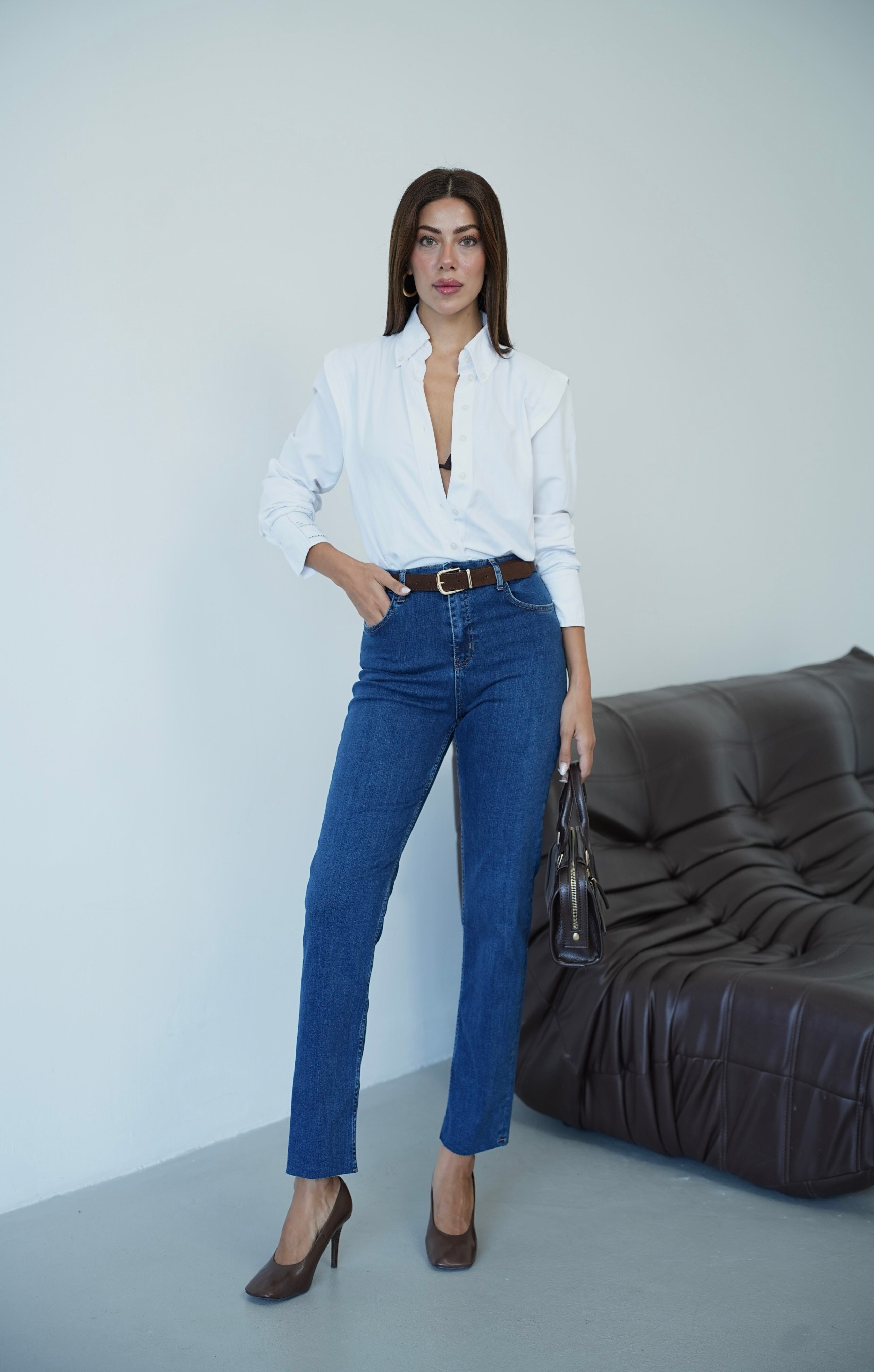 LACARINOYüksek Bel Paça Kesik Kemer Detaylı Kadın Dark Blue Jean Pantolon